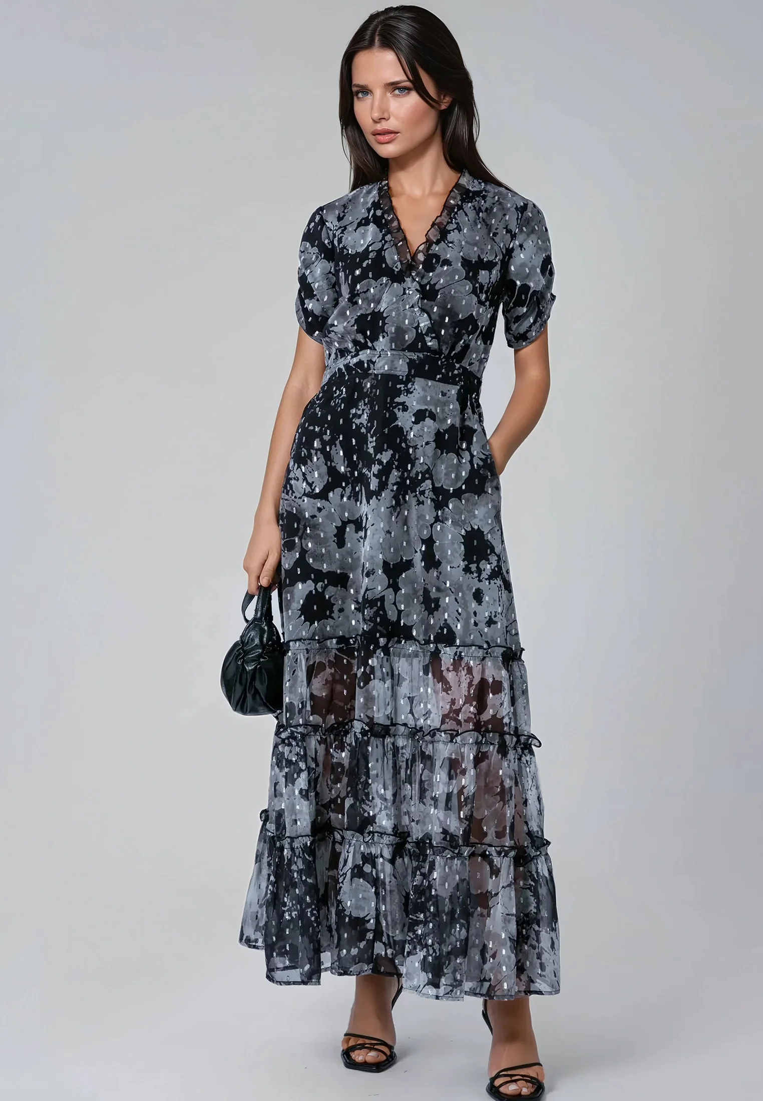 JESSIE MAXI DRESS BLACK & WHITE