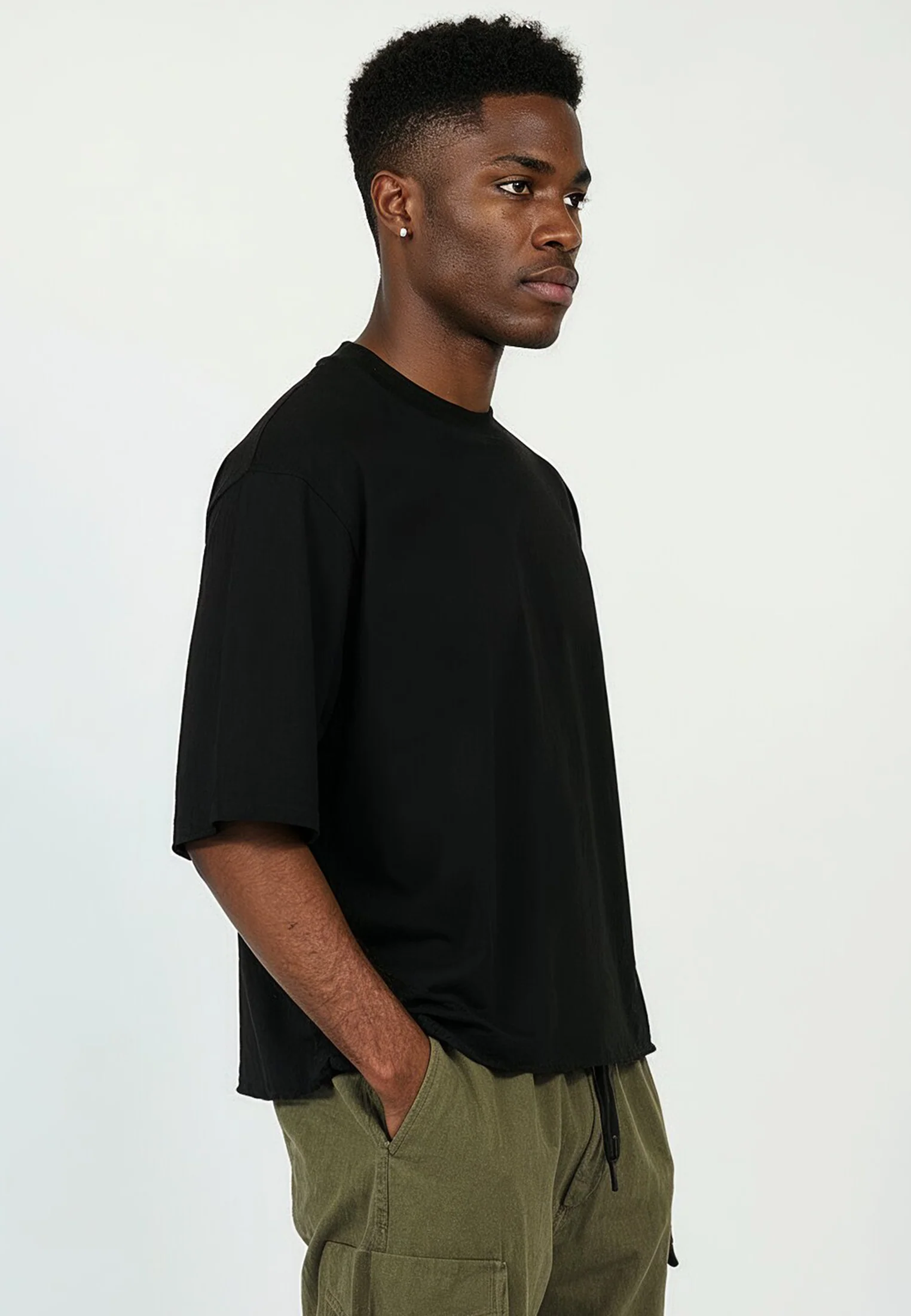 APPLIQUE SKULL CROP T-SHIRT BLACK - Image 5