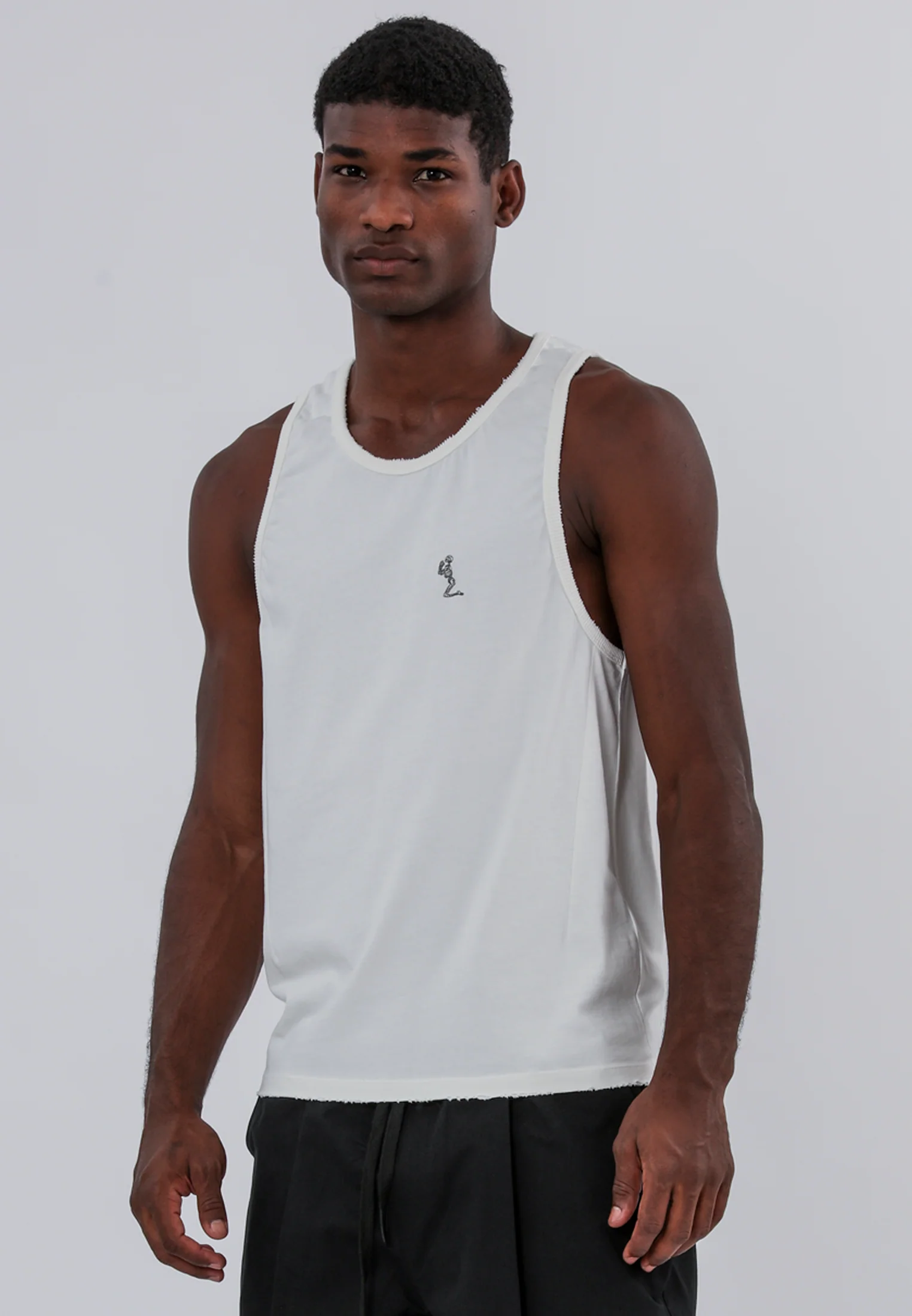 BATTLE DISTRESSED VEST OFF WHITE