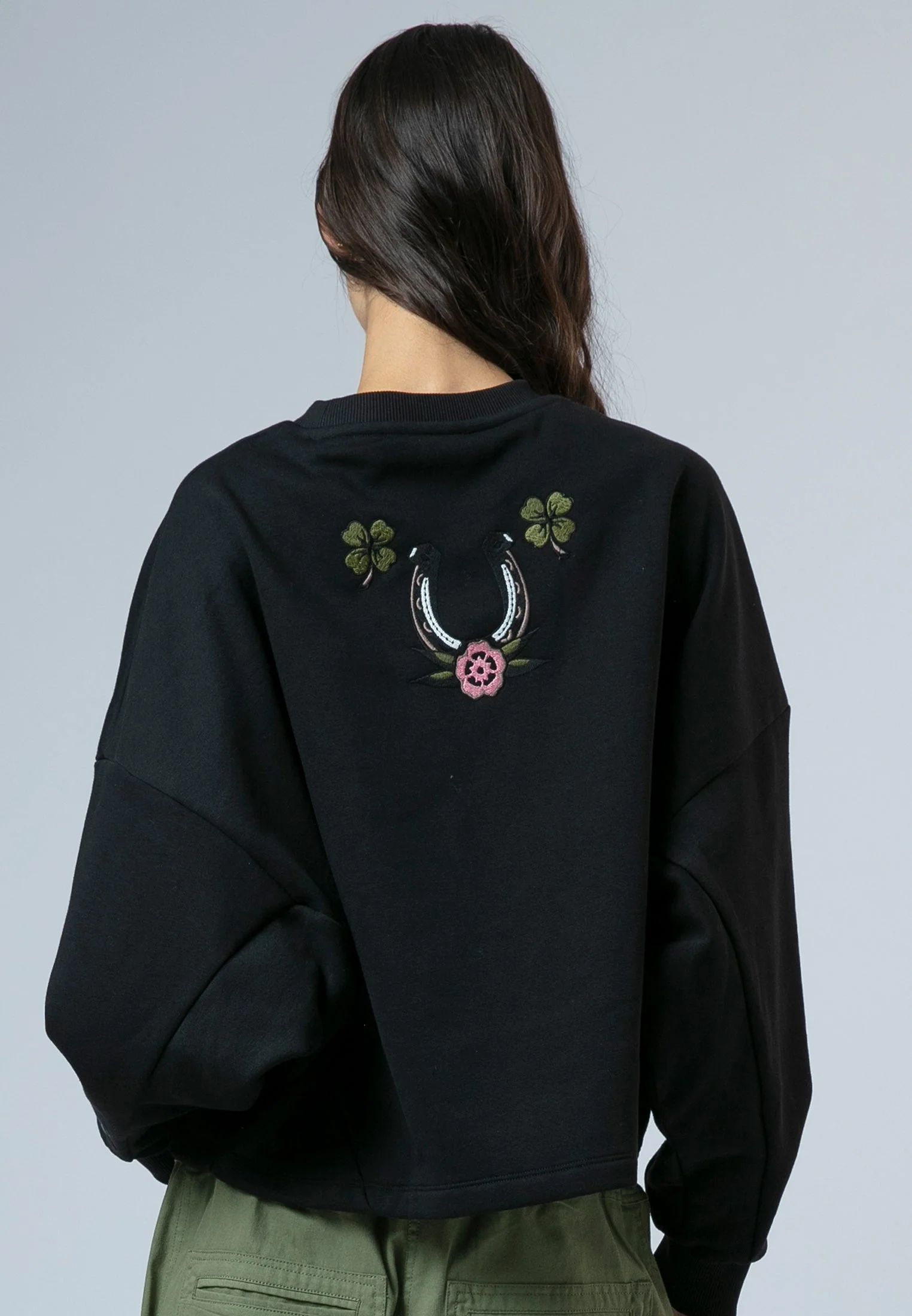 LOVE SWEAT BLACK & COLOUR - Image 2