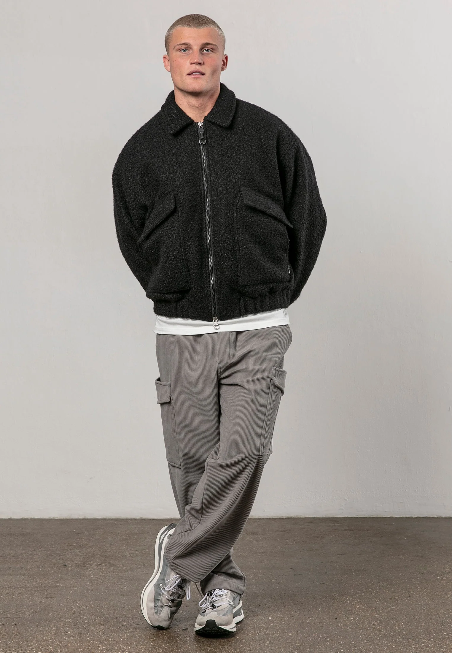 BOUCLE BOMBER BLACK - Image 5