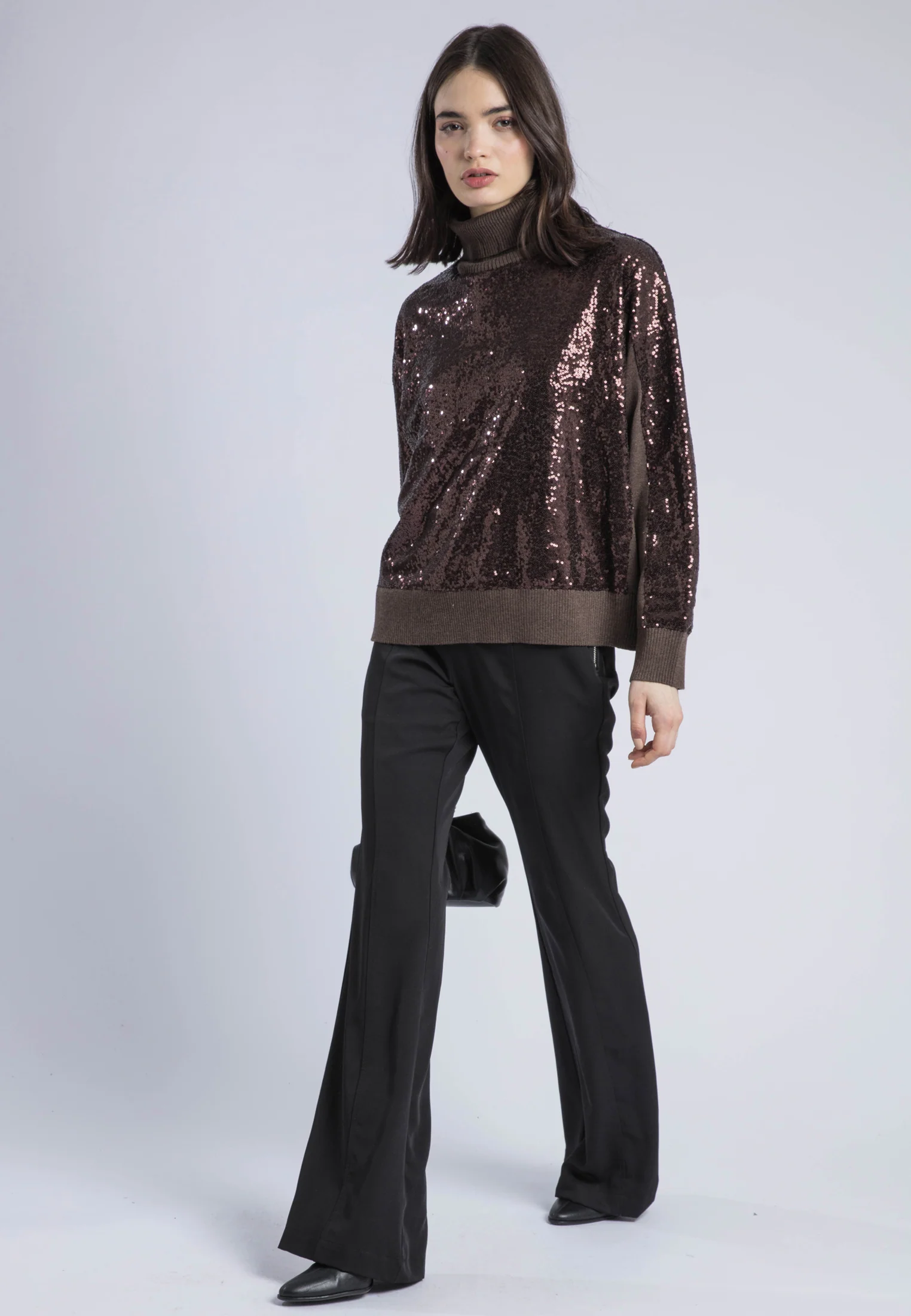 HAILEY TURTLENECK CHOC SEQUIN - Image 3