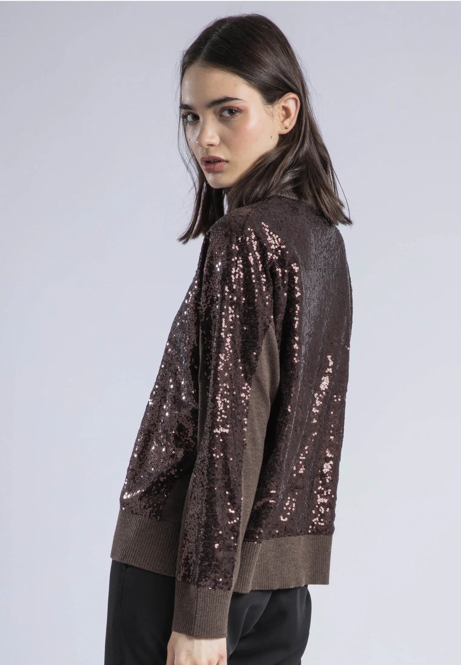 HAILEY TURTLENECK CHOC SEQUIN - Image 6