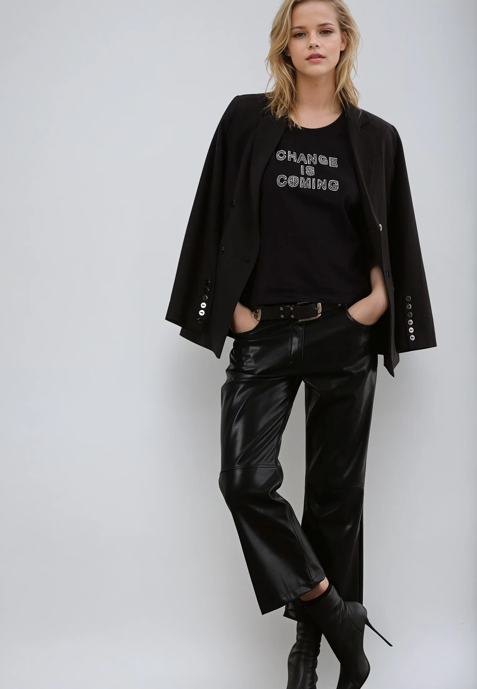 CHANGE TOP BLACK - Image 2