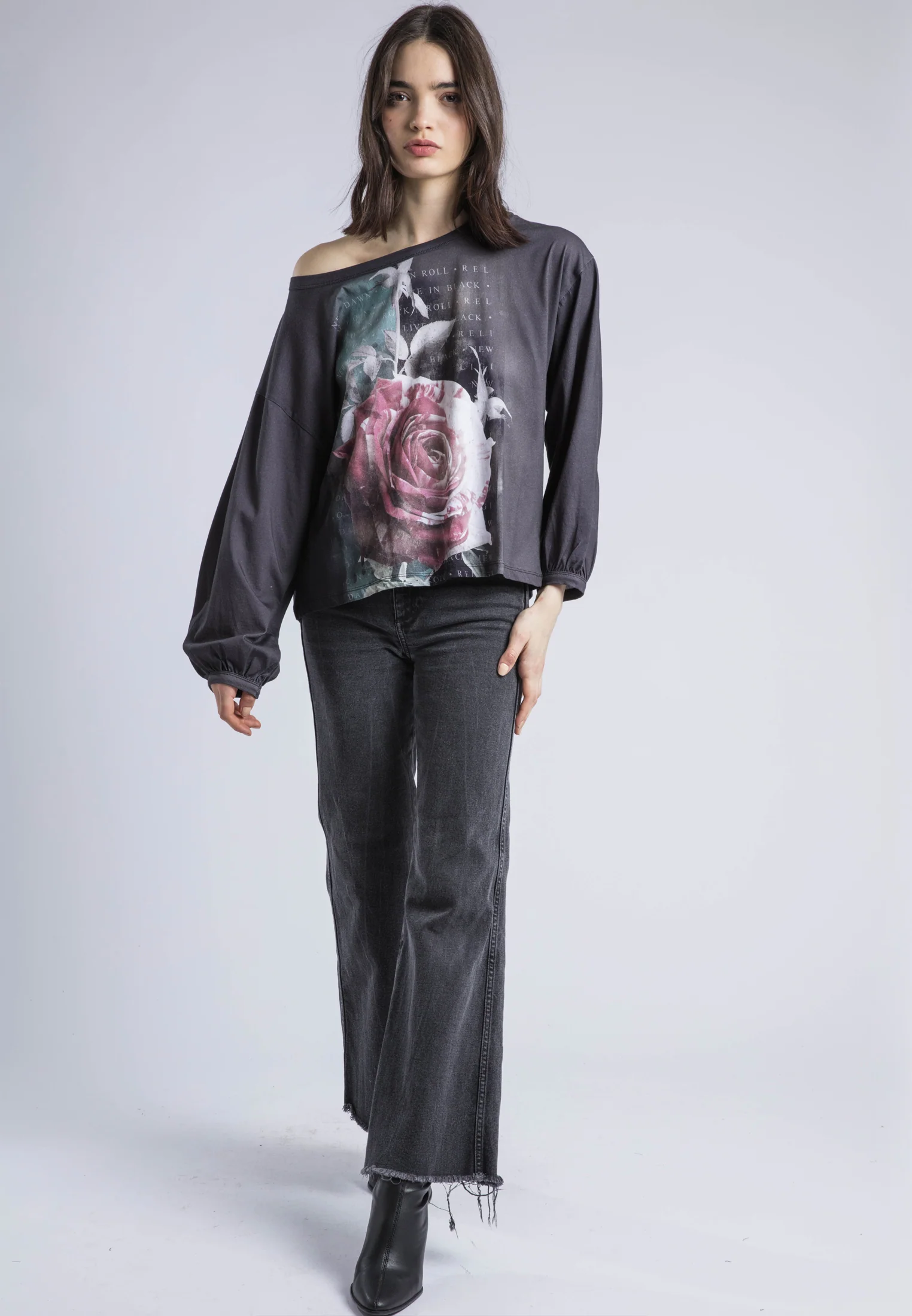 CLOAK LS TOP BLUSH GRAPHIC - Image 5