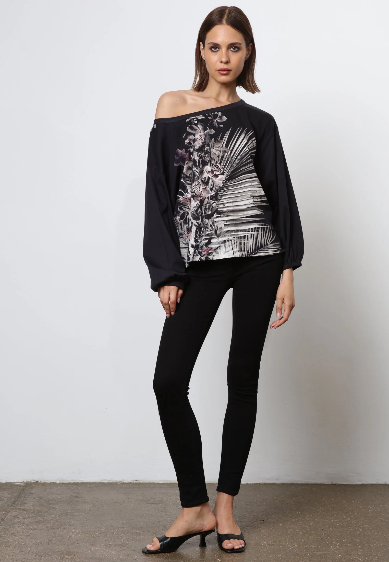 COMET LS TOP FLOWER BLACK - Image 2