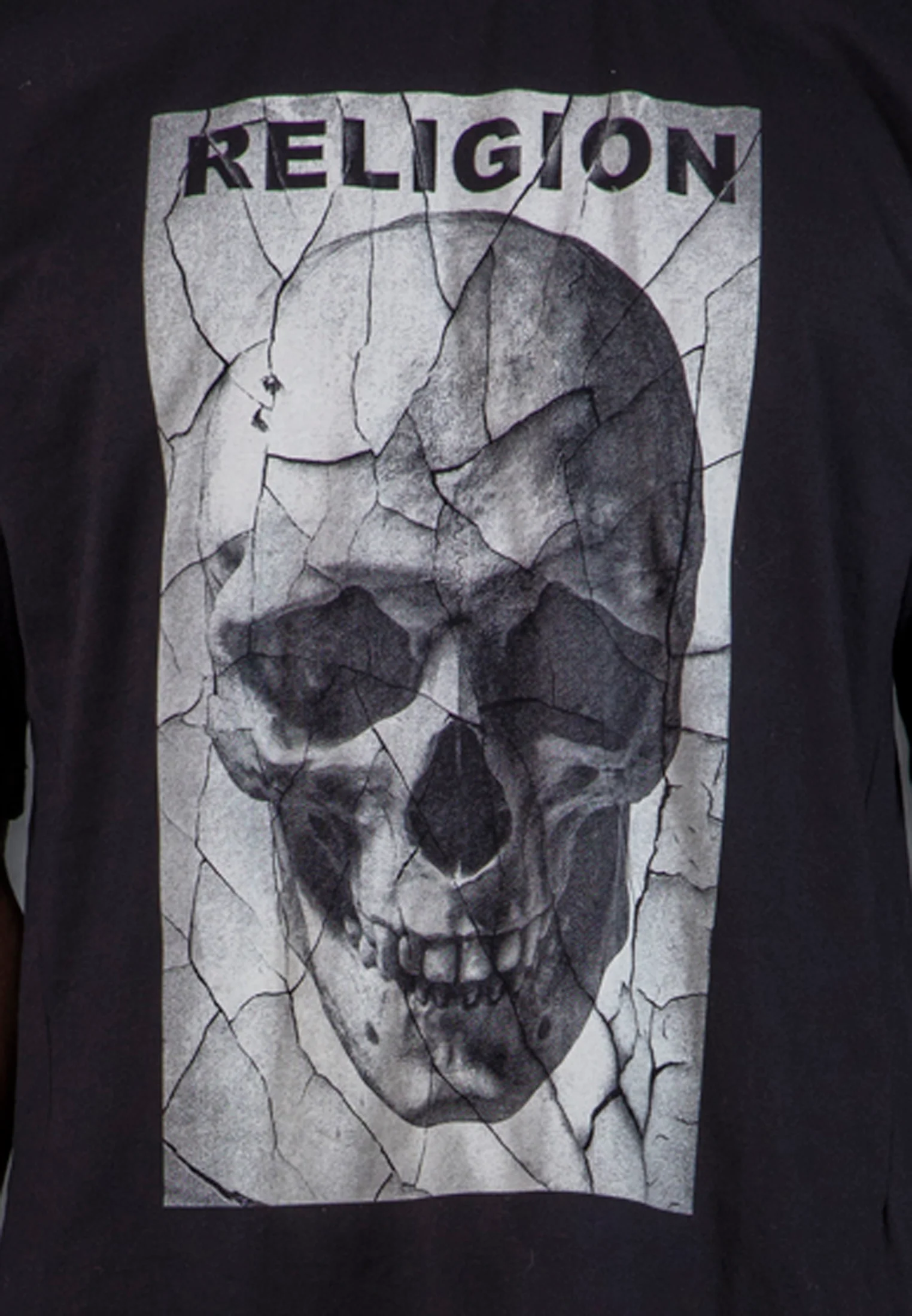 CRACK T-SHIRT BLACK - Image 5