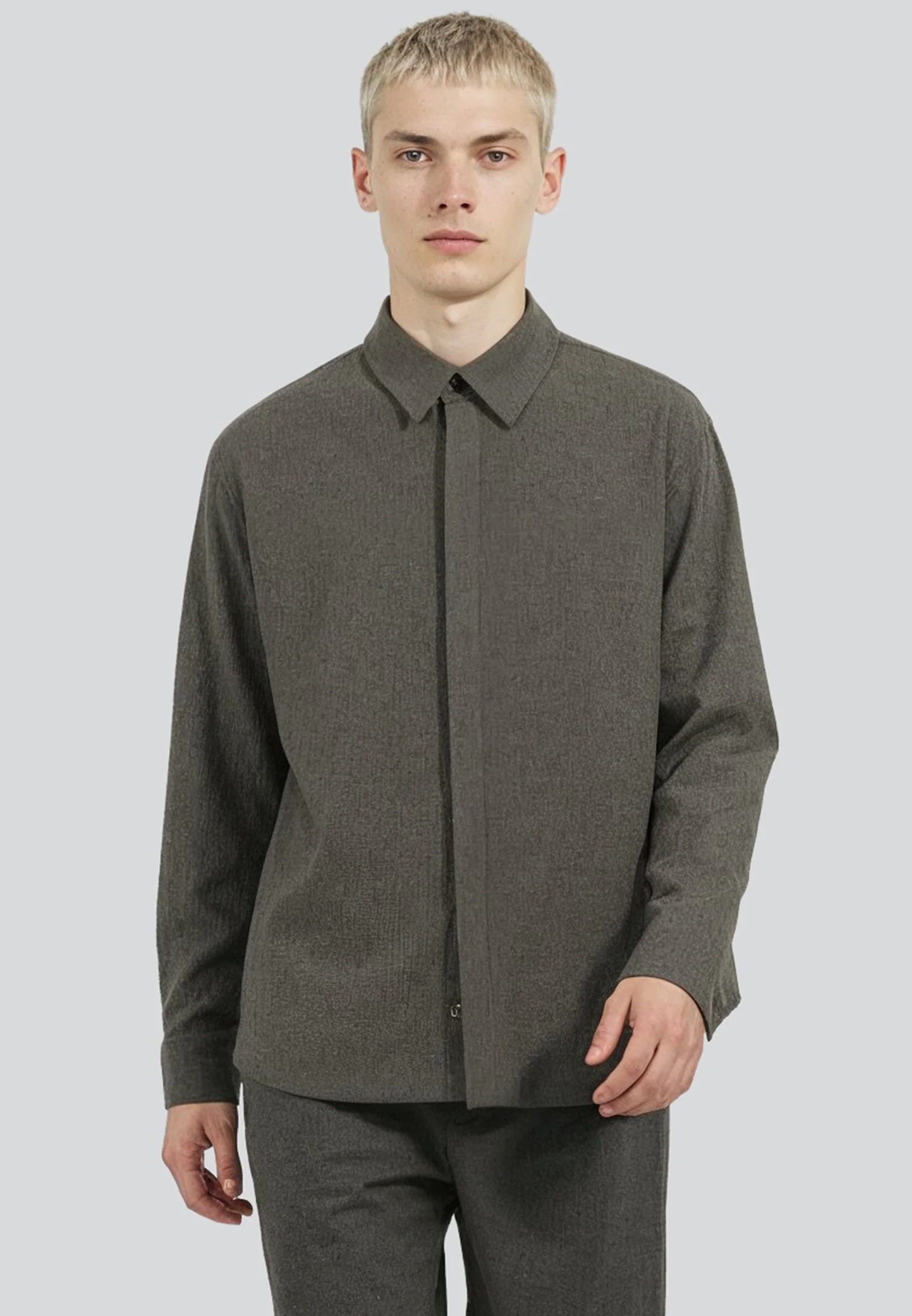 CRINKLE LONGSLEEVE SHIRT SLATE - Image 3