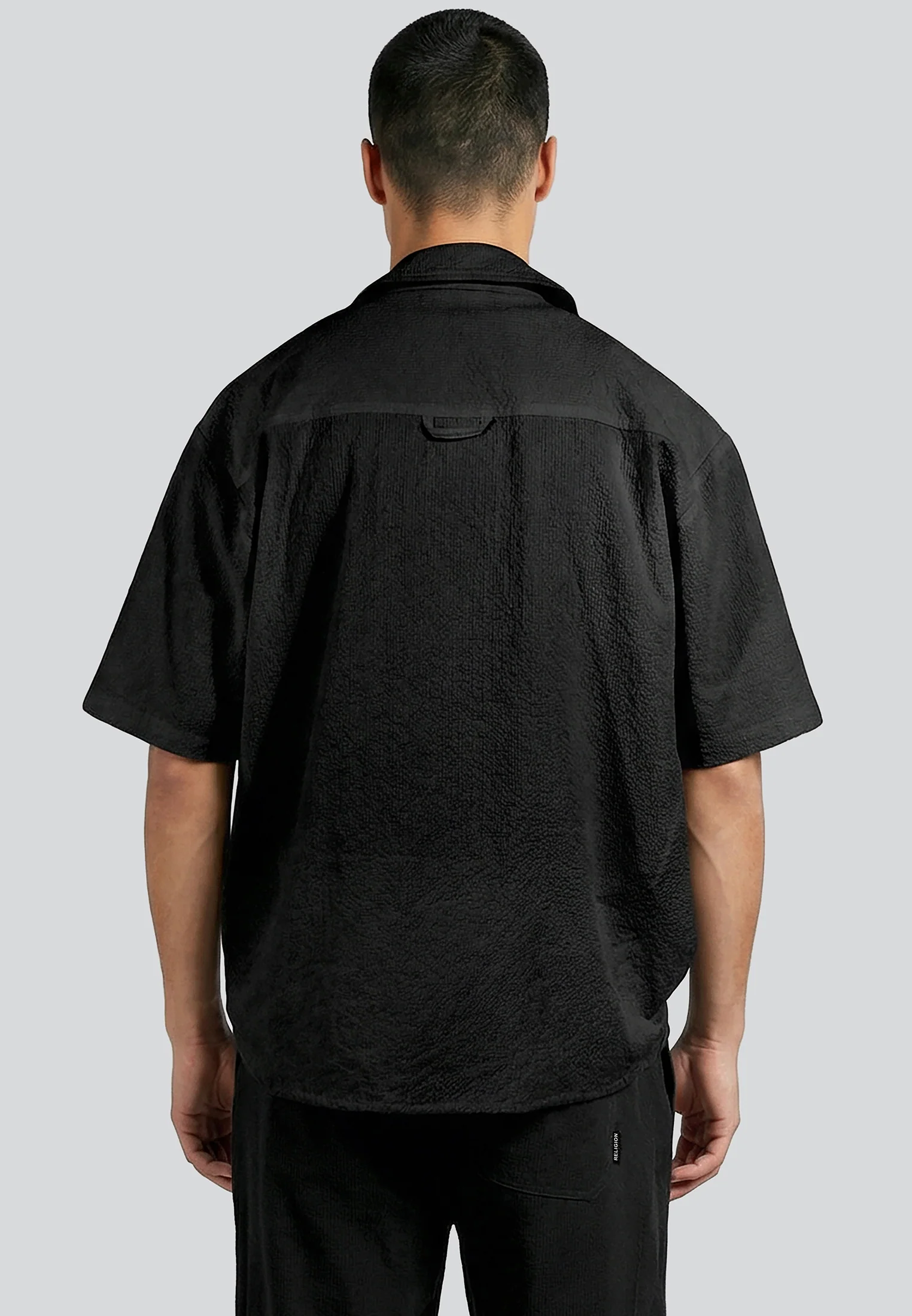 CRINKLE SHORT SLEEVE SHIRT BLACK - Image 3
