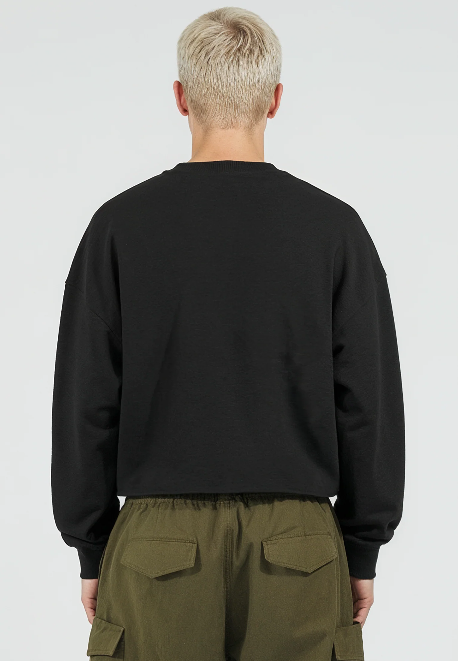 CROP BOX SWEAT BLACK - Image 5