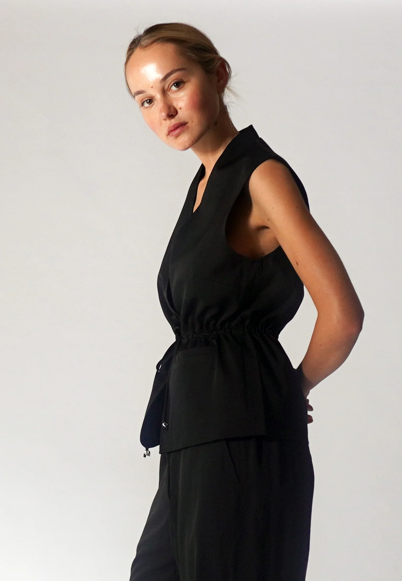 ENERGY WAISTCOAT - Image 4