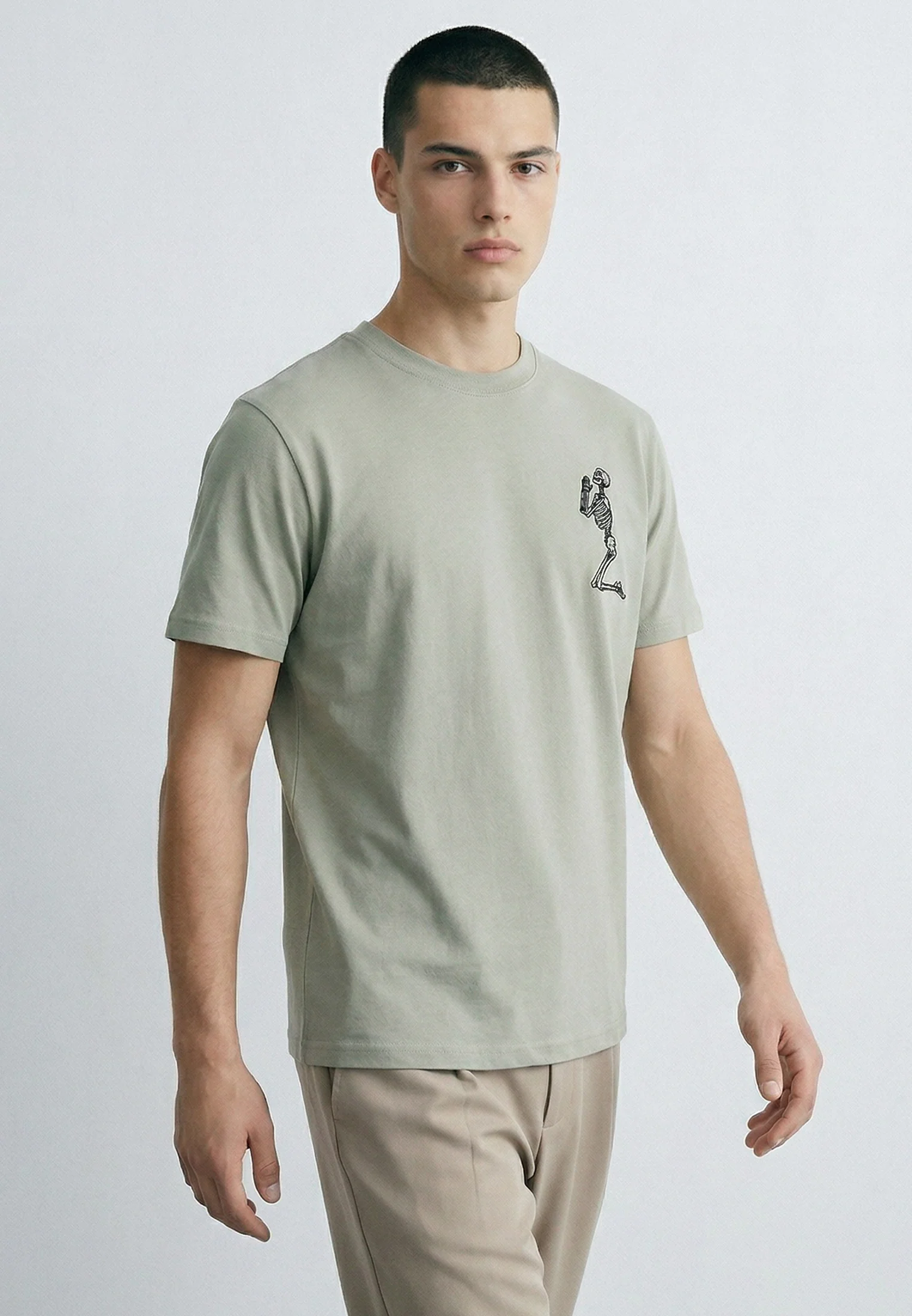 ESSENTIAL BIG SKELETON SOFT KHAKI T-SHIRT - Image 4