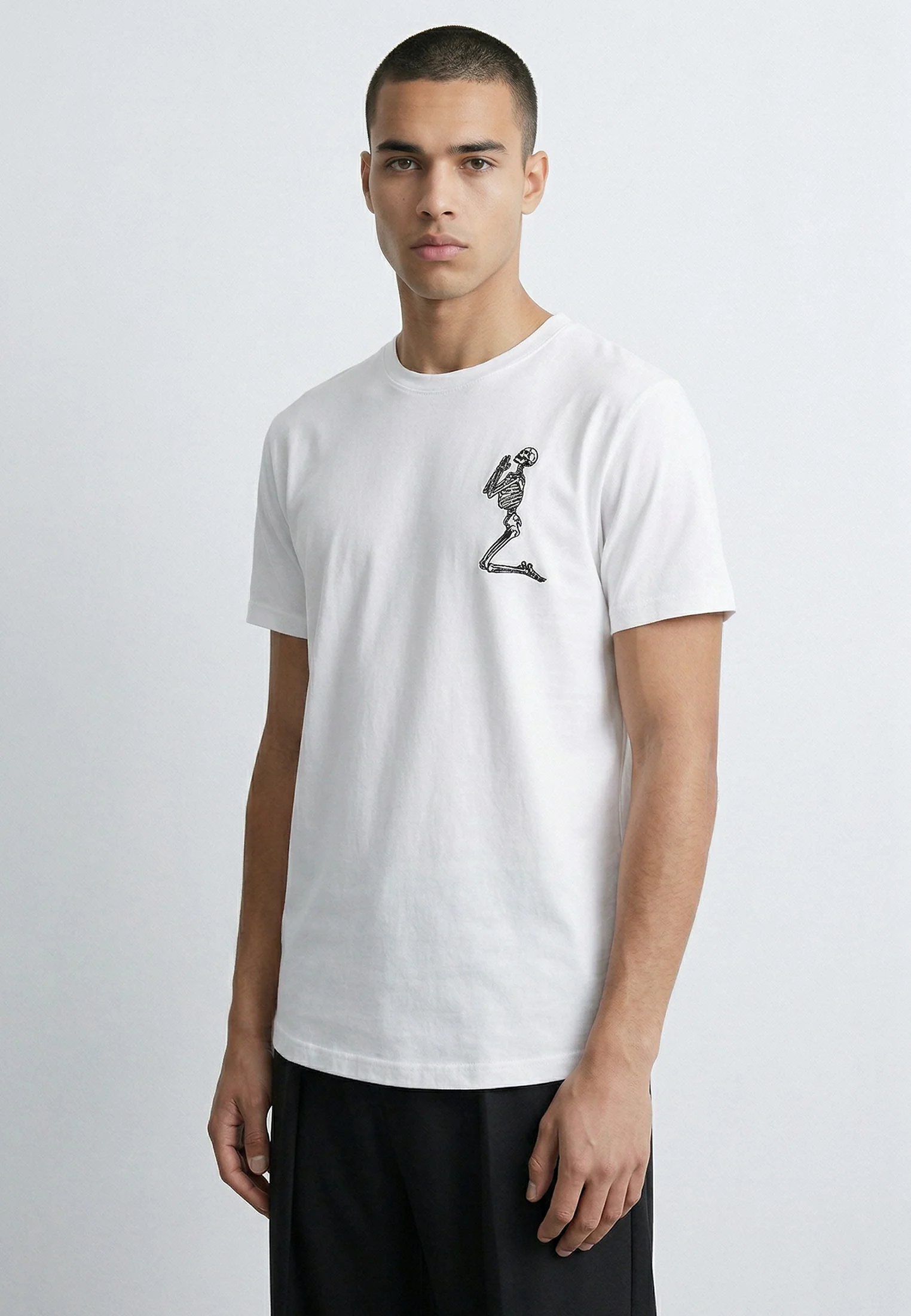 ESSENTIAL BIG SKELETON OFF WHITE T-SHIRT - Image 3