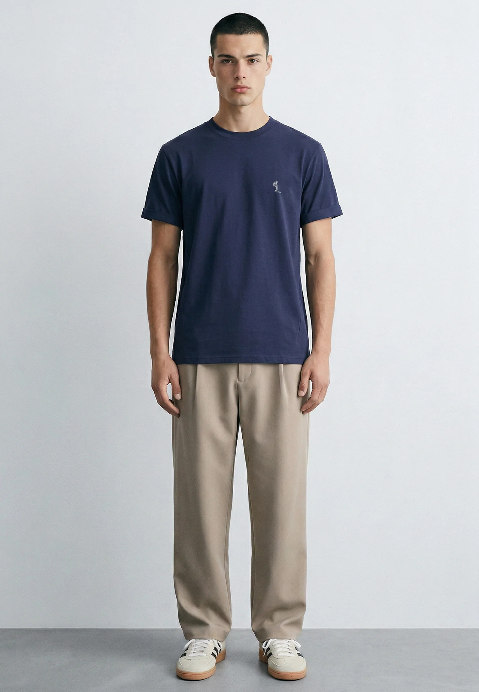 ESSENTIAL ROLLED CUFF T-SHIRT INDIGO - Image 2