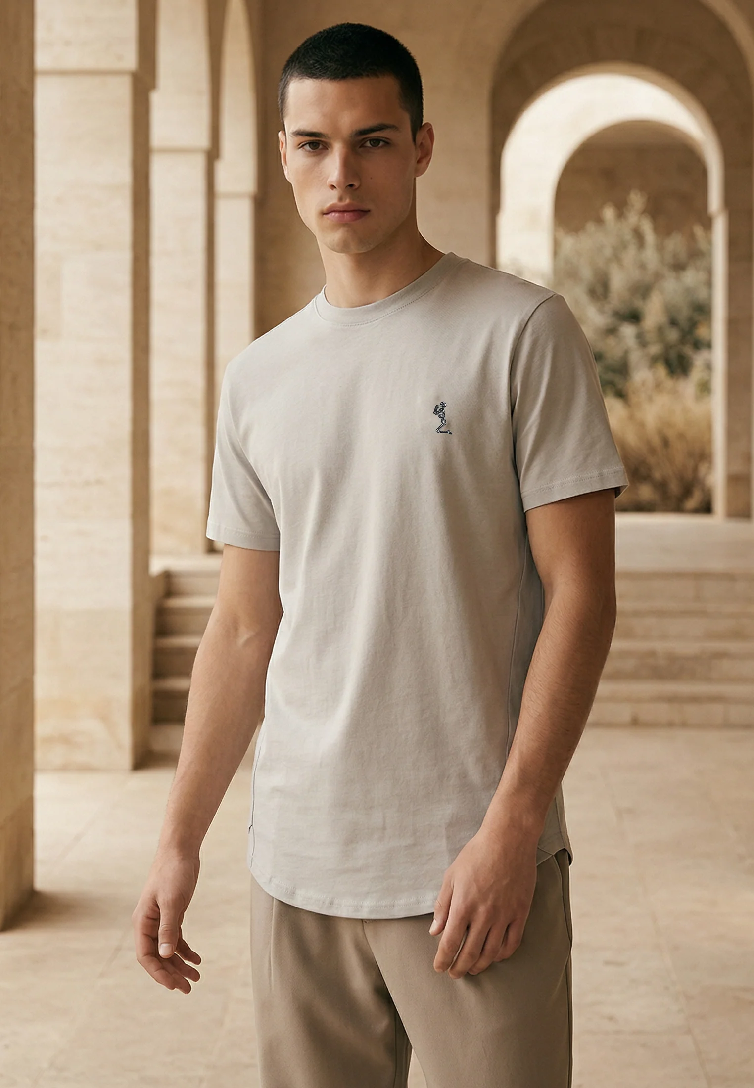 ESSENTIAL SWAG CURVED HEM  LIGHT GREY T-SHIRT - Image 2
