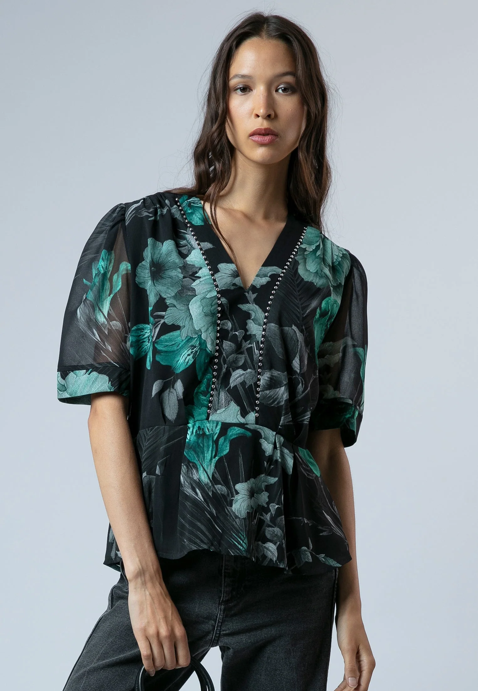VIOLET TOP CAMELLIA GREEN