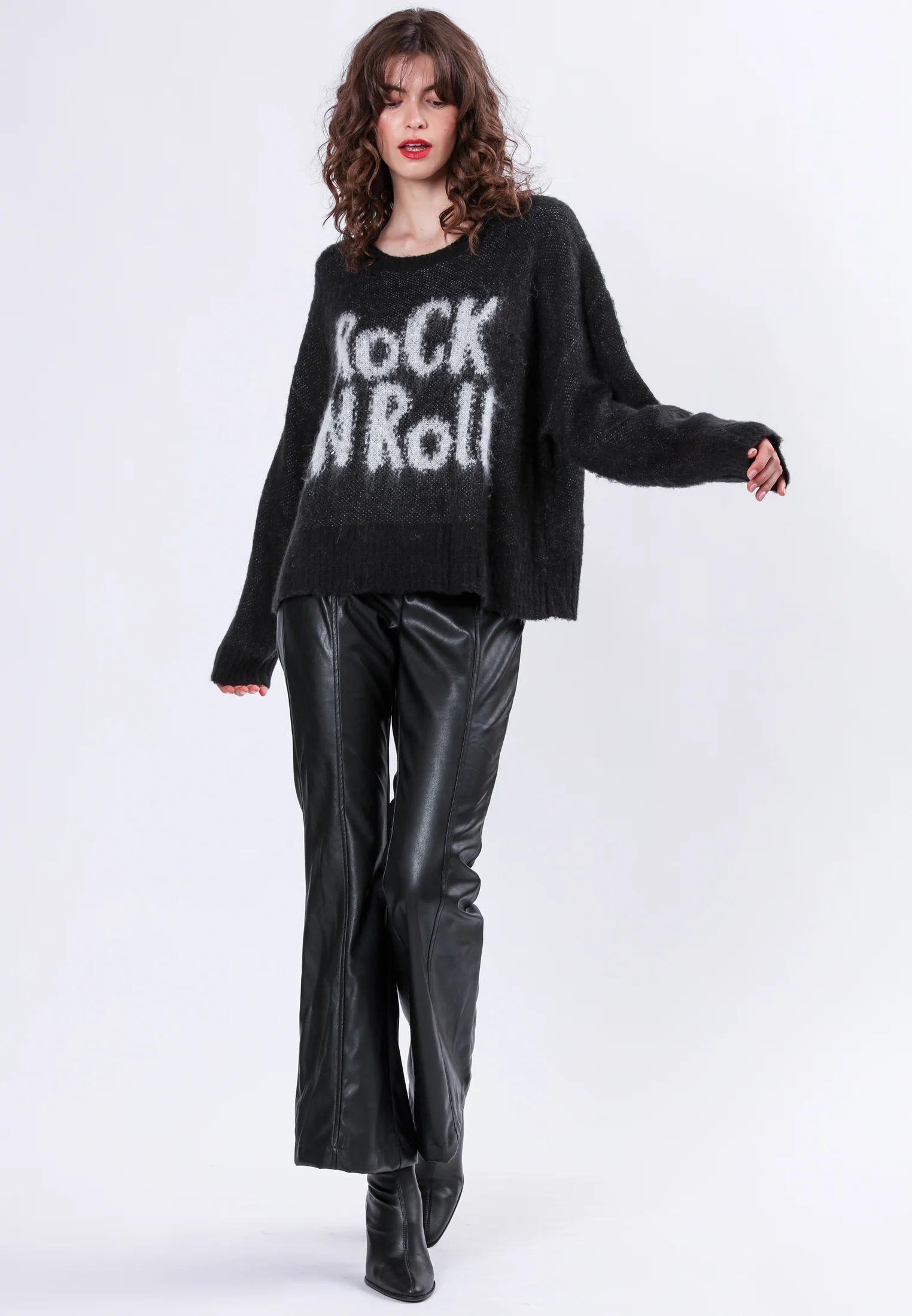 HEART JUMPER BLACK - Image 5