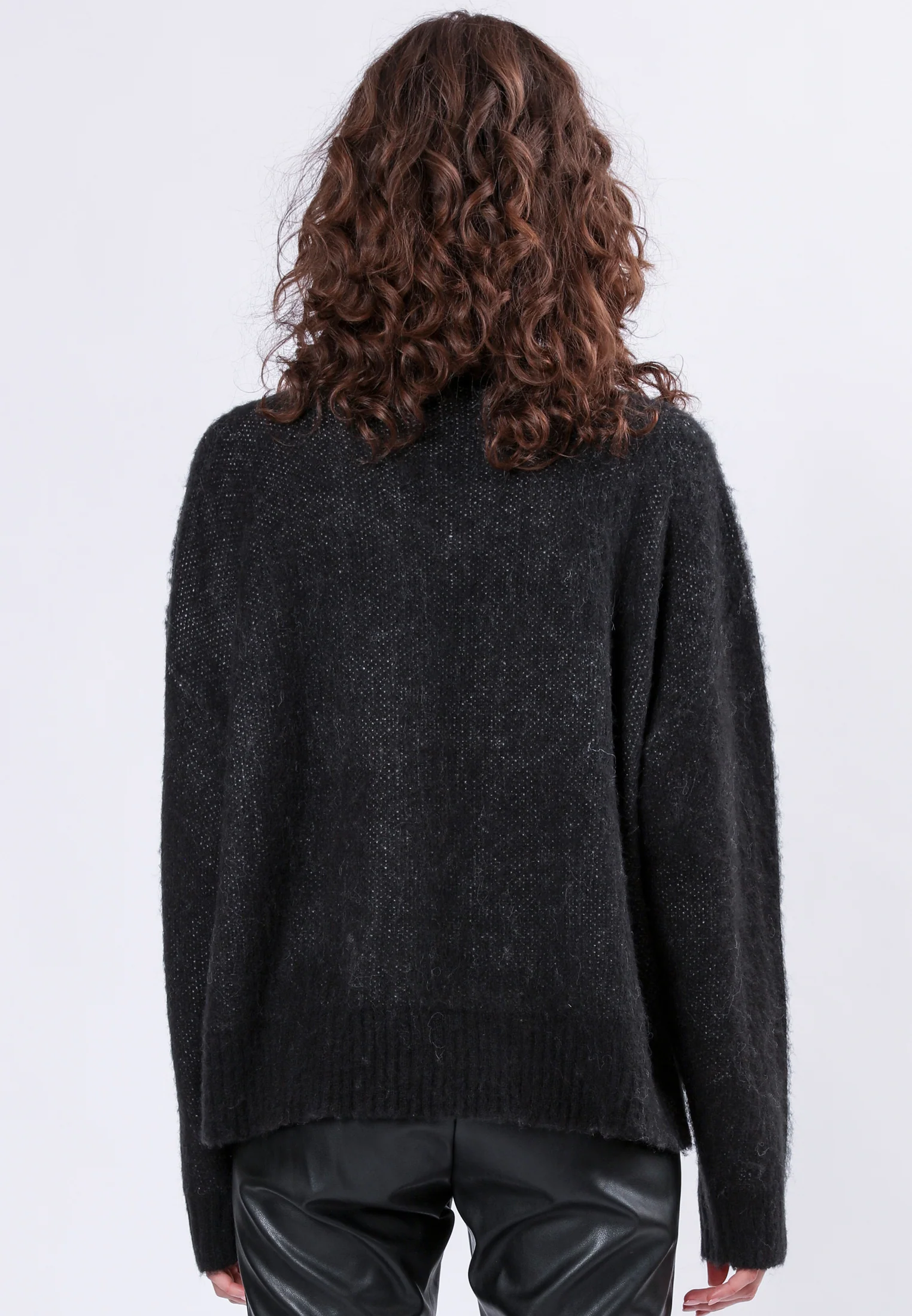 HEART JUMPER BLACK - Image 6