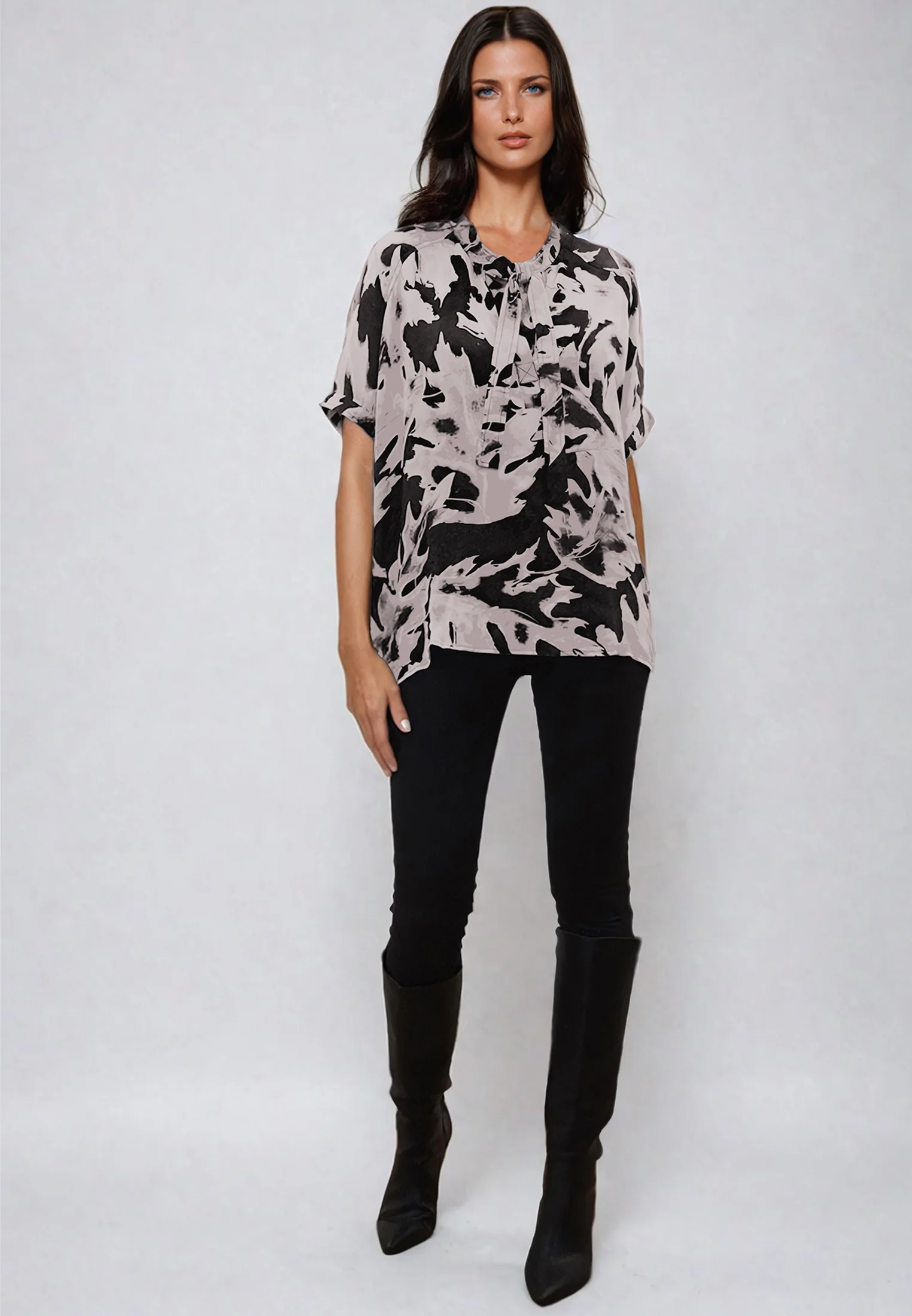 HIDDEN BLOUSE CAMO BLACK - Image 3