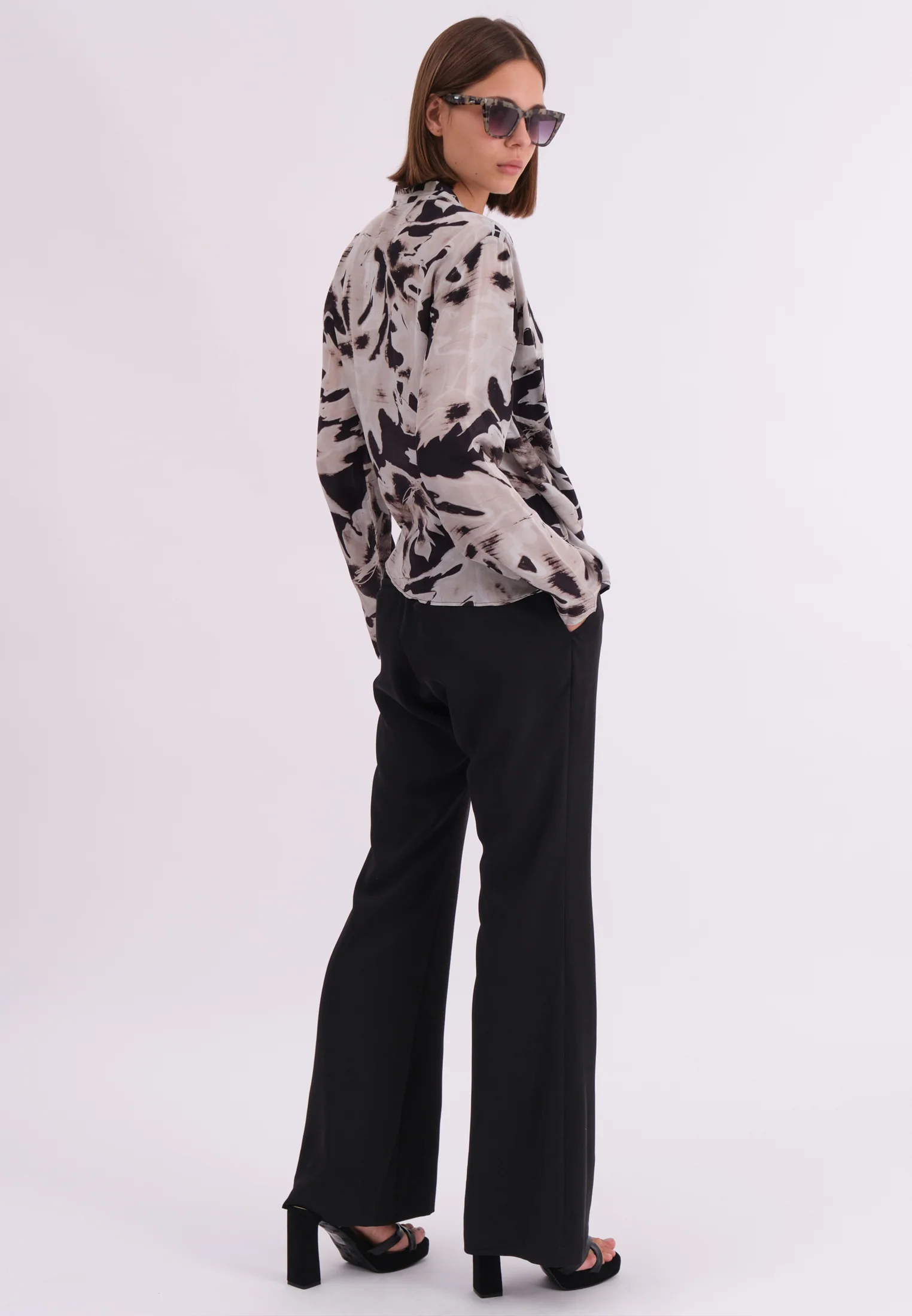 HIDDEN TOP CAMO BLACK - Image 4