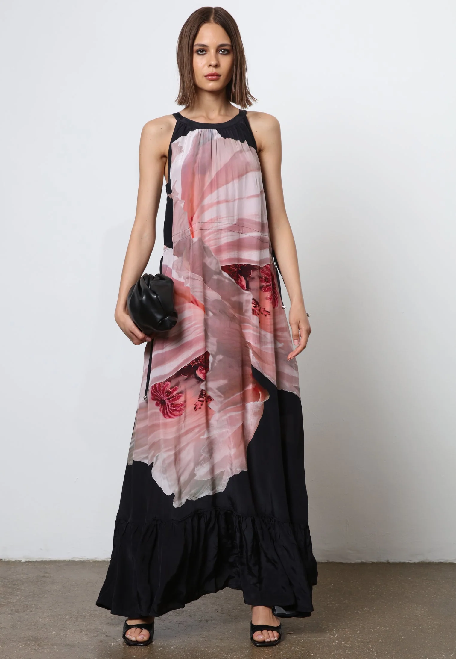 HIDDEN MAXI DRESS CHARM PINK - Image 3