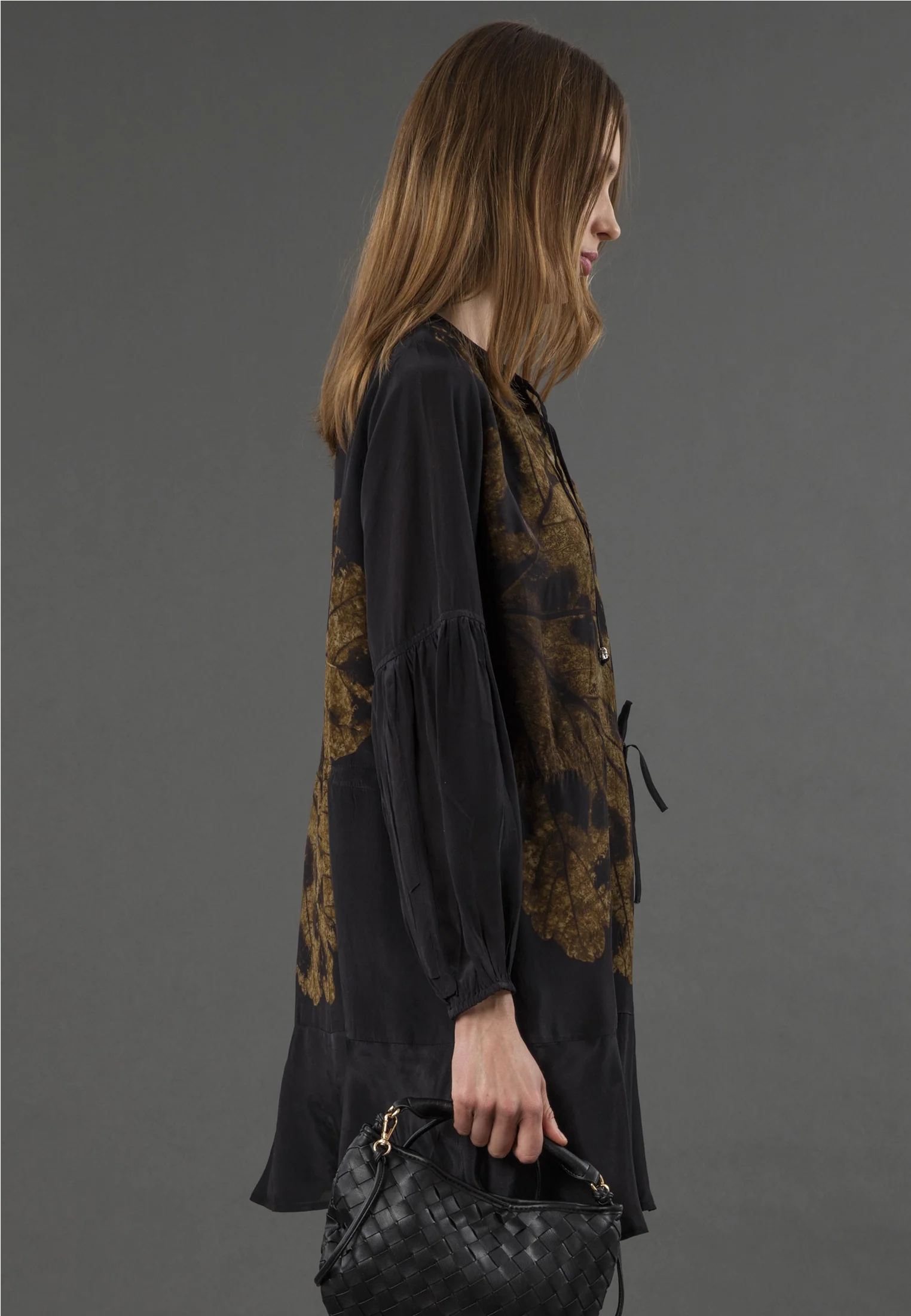 TWIST DRESS OBSIDIAN MUSTARD - Image 6