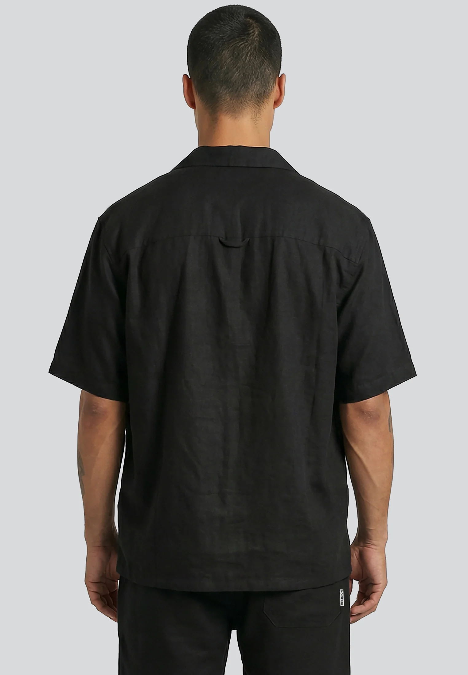 LINEN TWO POCKET SHIRT BLACK - Image 4