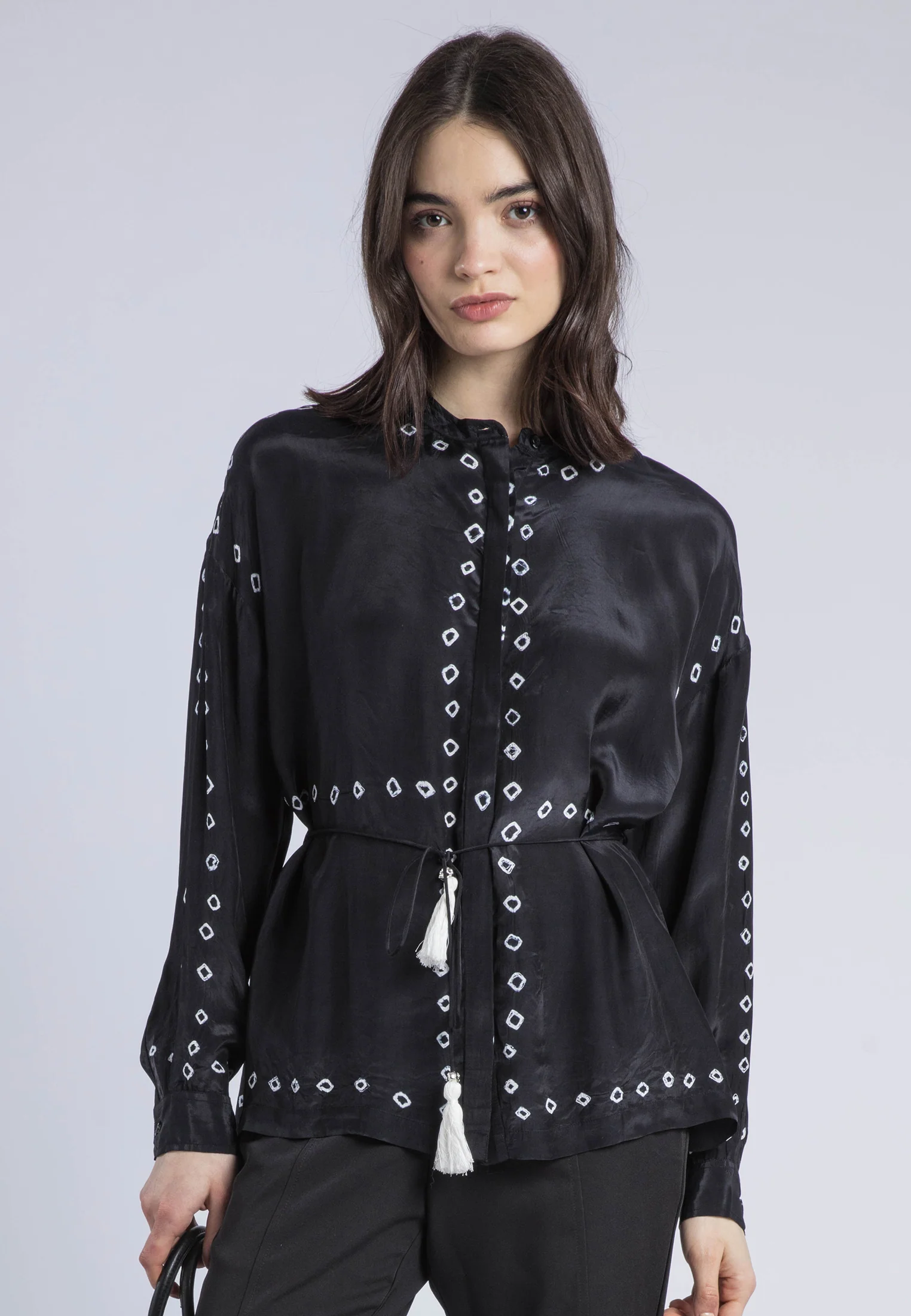 LOLA SHIRT BLACK & WHITE