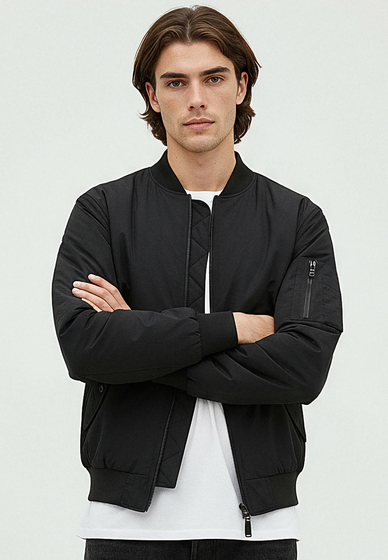 MA1 BOMBER JACKET BLACK - Image 4