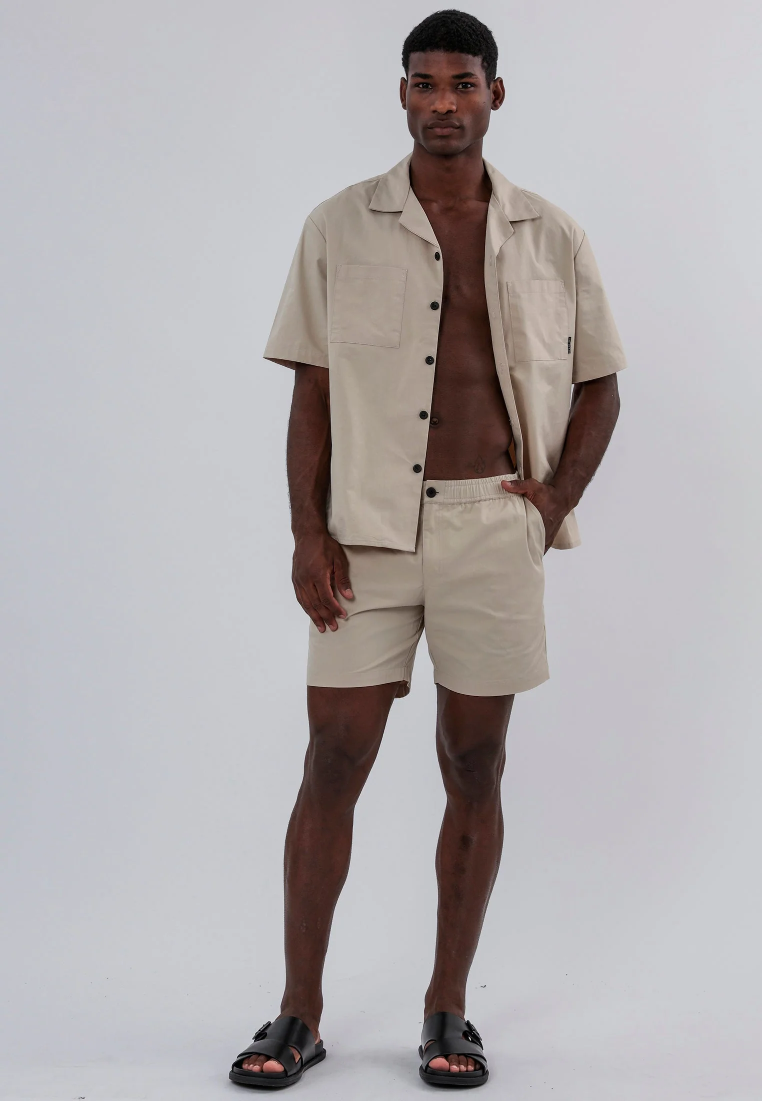 MARBELLA ELASTICATED HOLIDAY SHORTS DUNE - Image 4