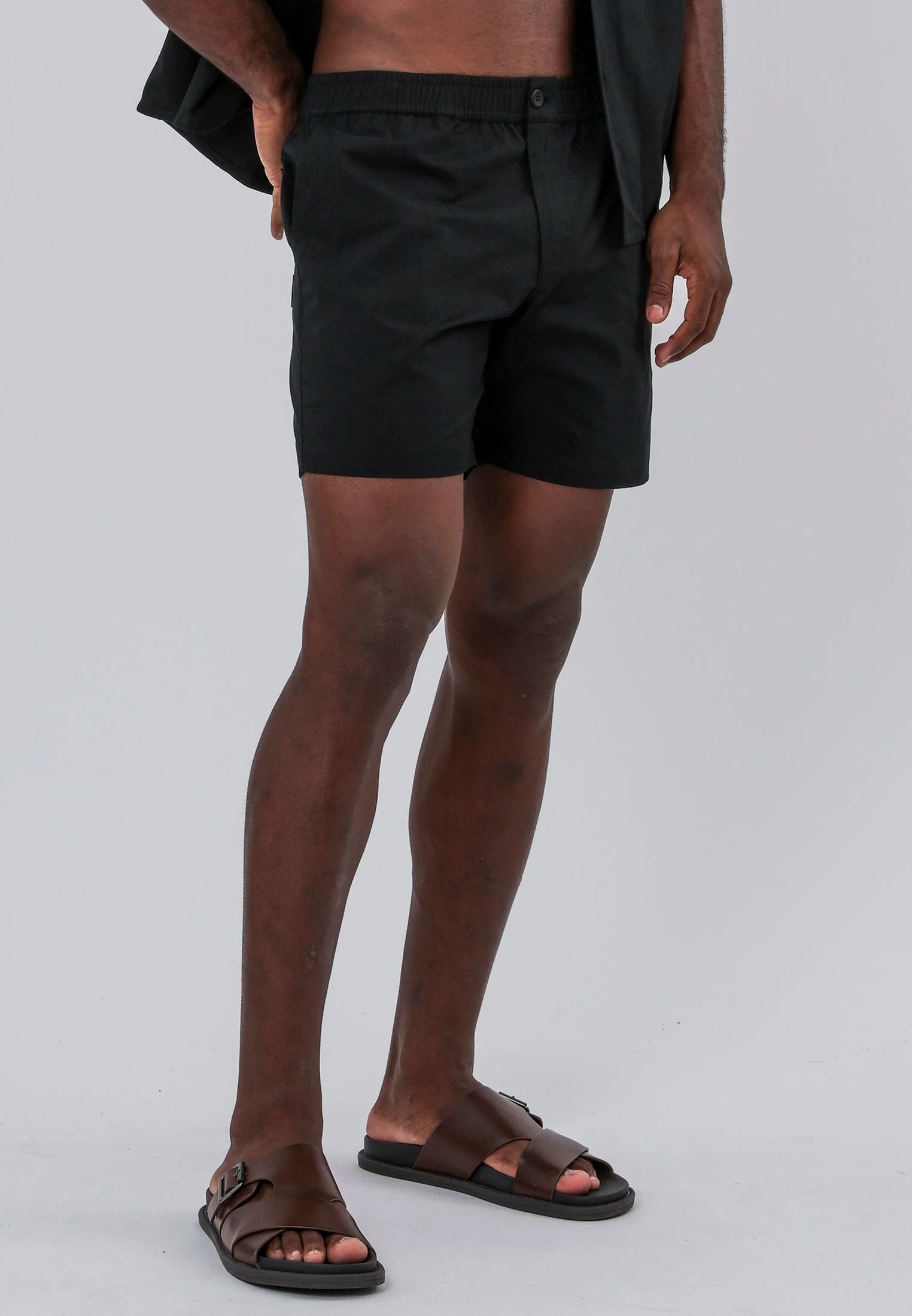 MARBELLA ELASTICATED HOLIDAY SHORTS JET BLACK - Image 5