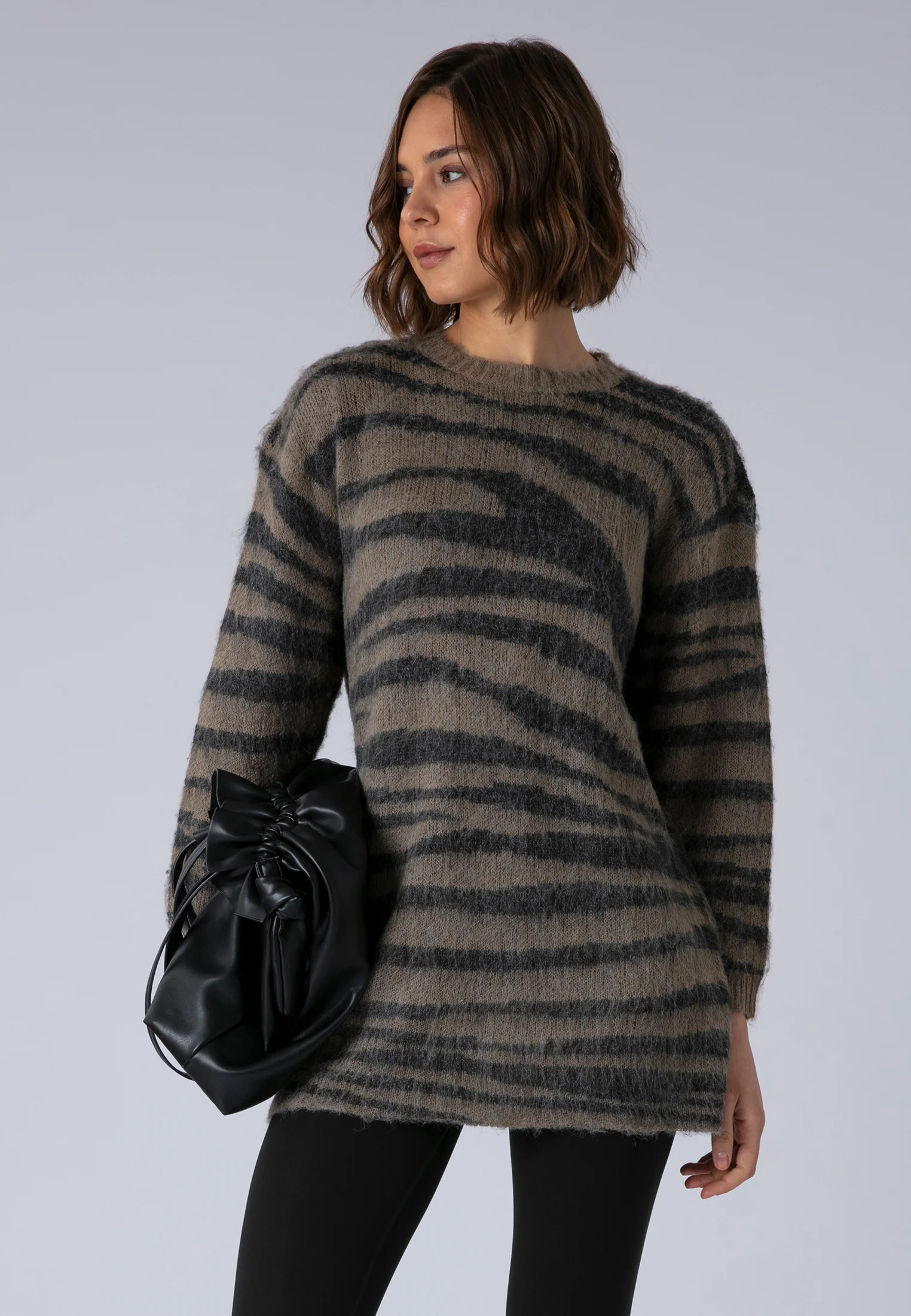 MAXIMUM JUMPER DRESS ZEBRA JACQUARD - Image 2