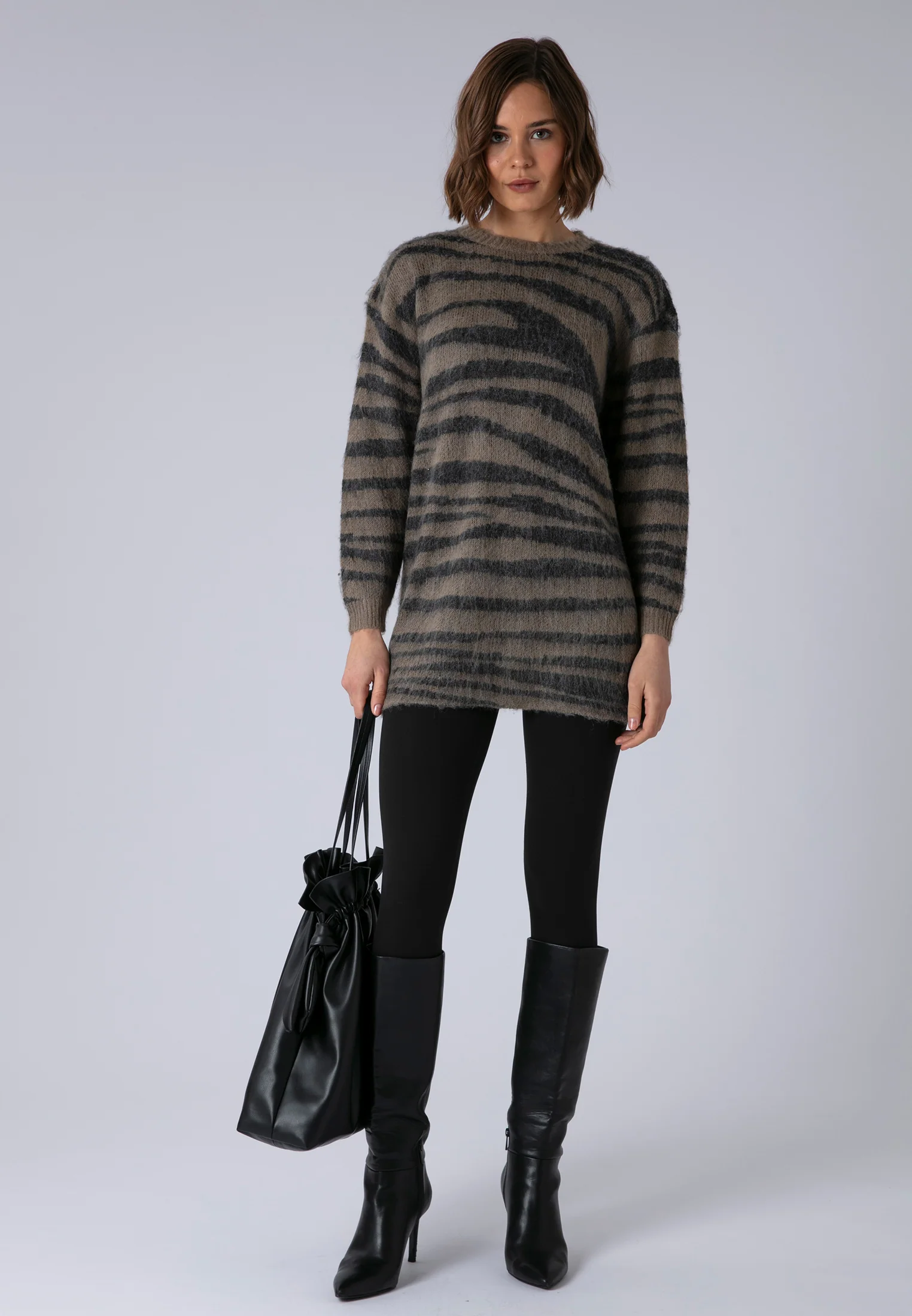 MAXIMUM JUMPER DRESS ZEBRA JACQUARD - Image 3