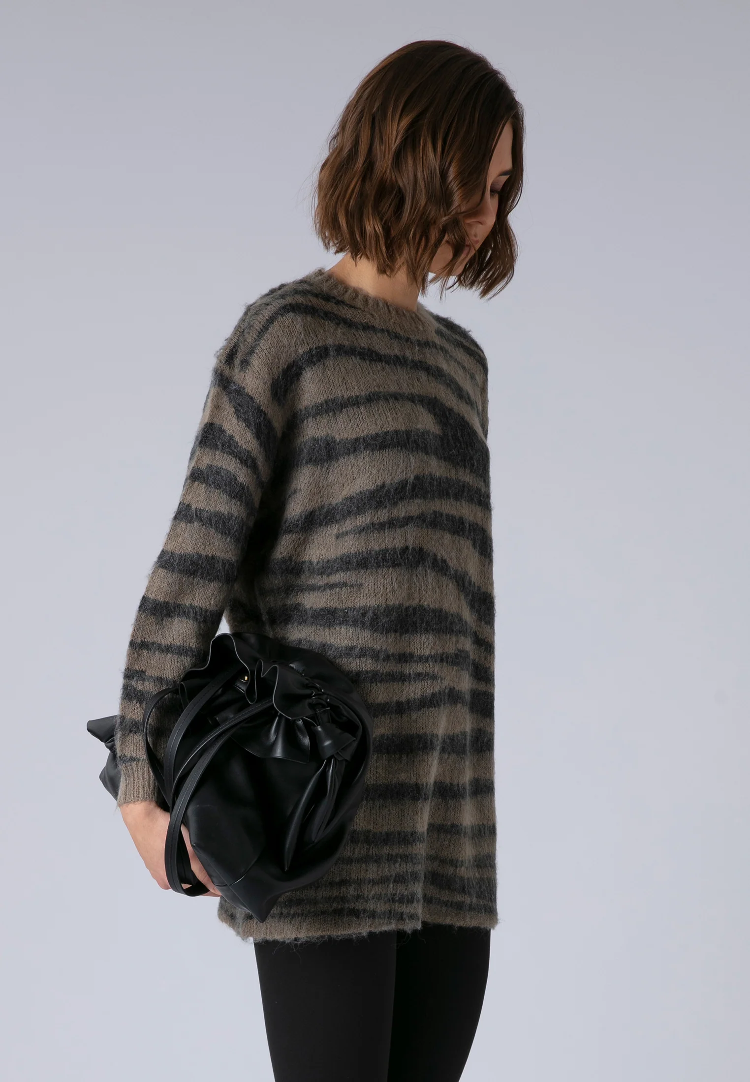 MAXIMUM JUMPER DRESS ZEBRA JACQUARD - Image 4