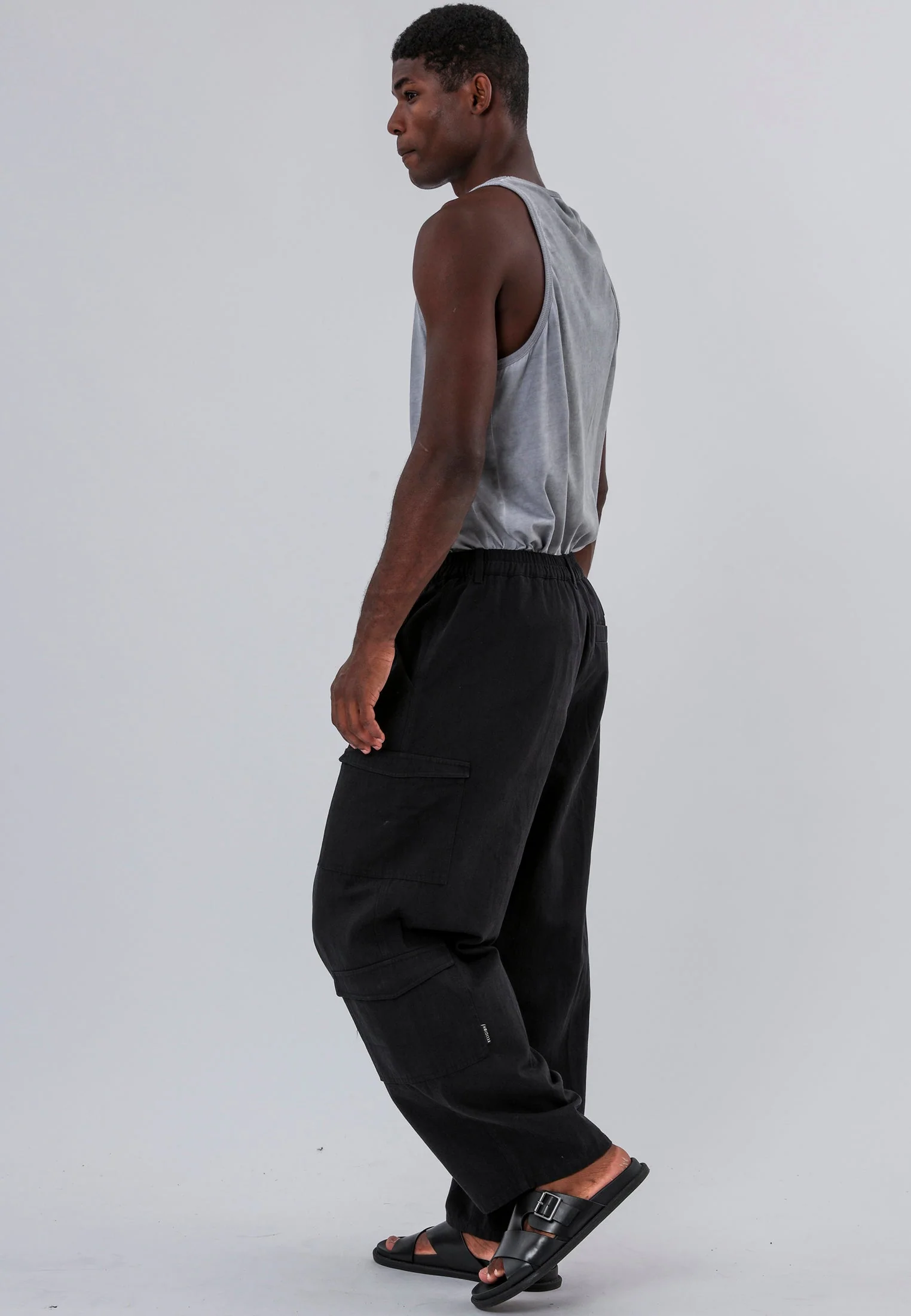 MULTI POCKET CARGO BLACK - Image 5
