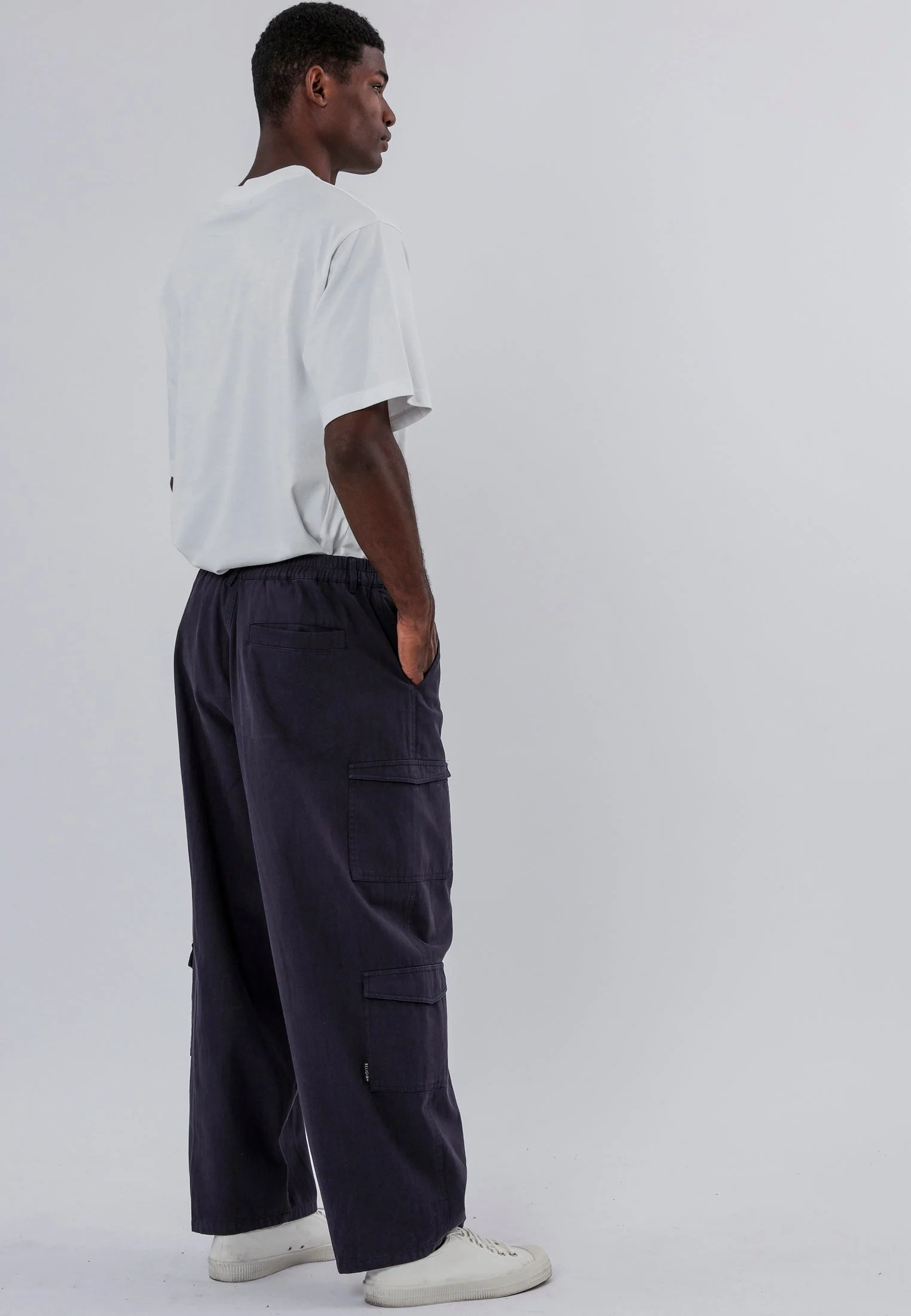 MULTI POCKET CARGO ROYAL BLUE - Image 4