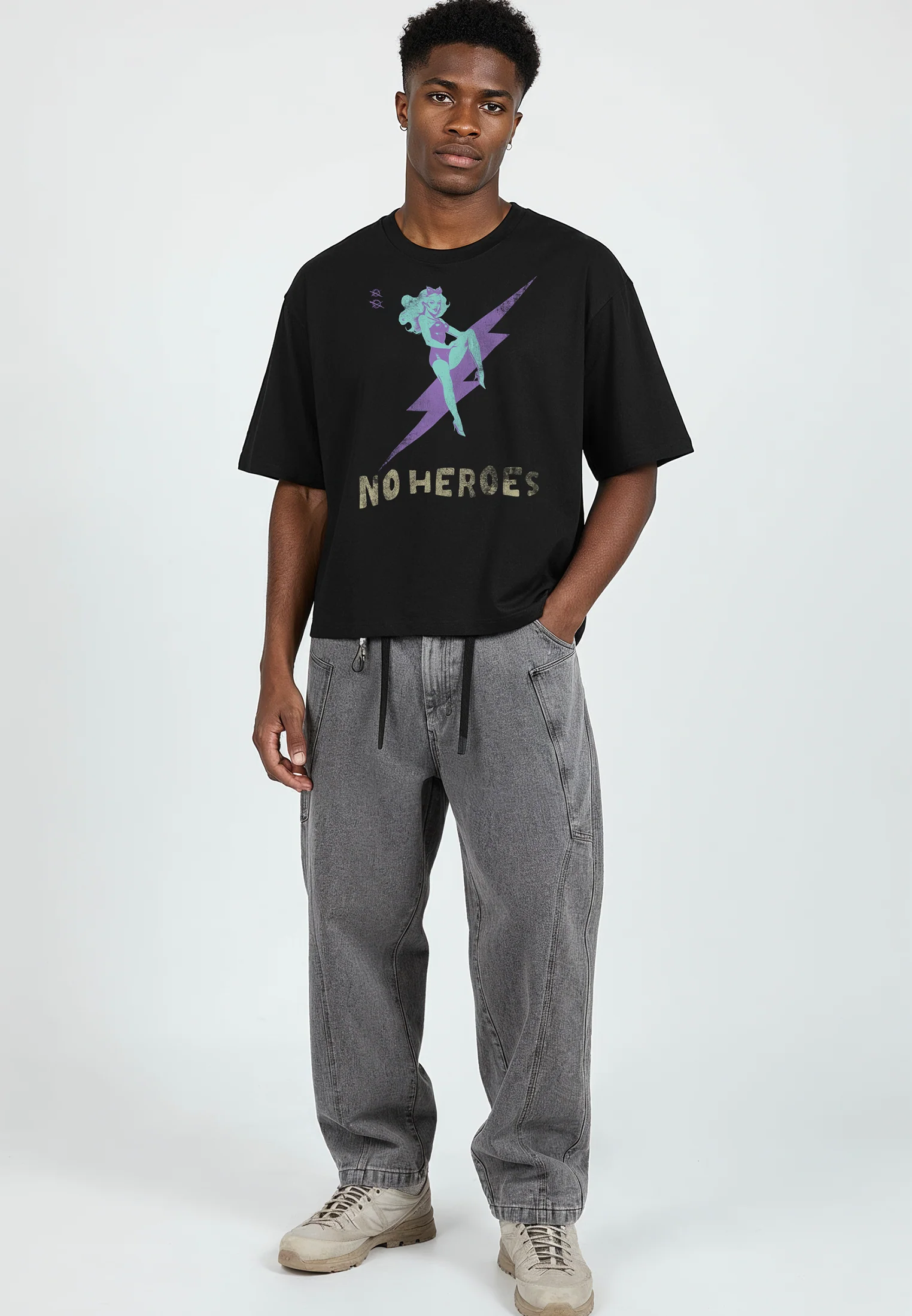 NO HEROES CROP T-SHIRT BLACK - Image 3