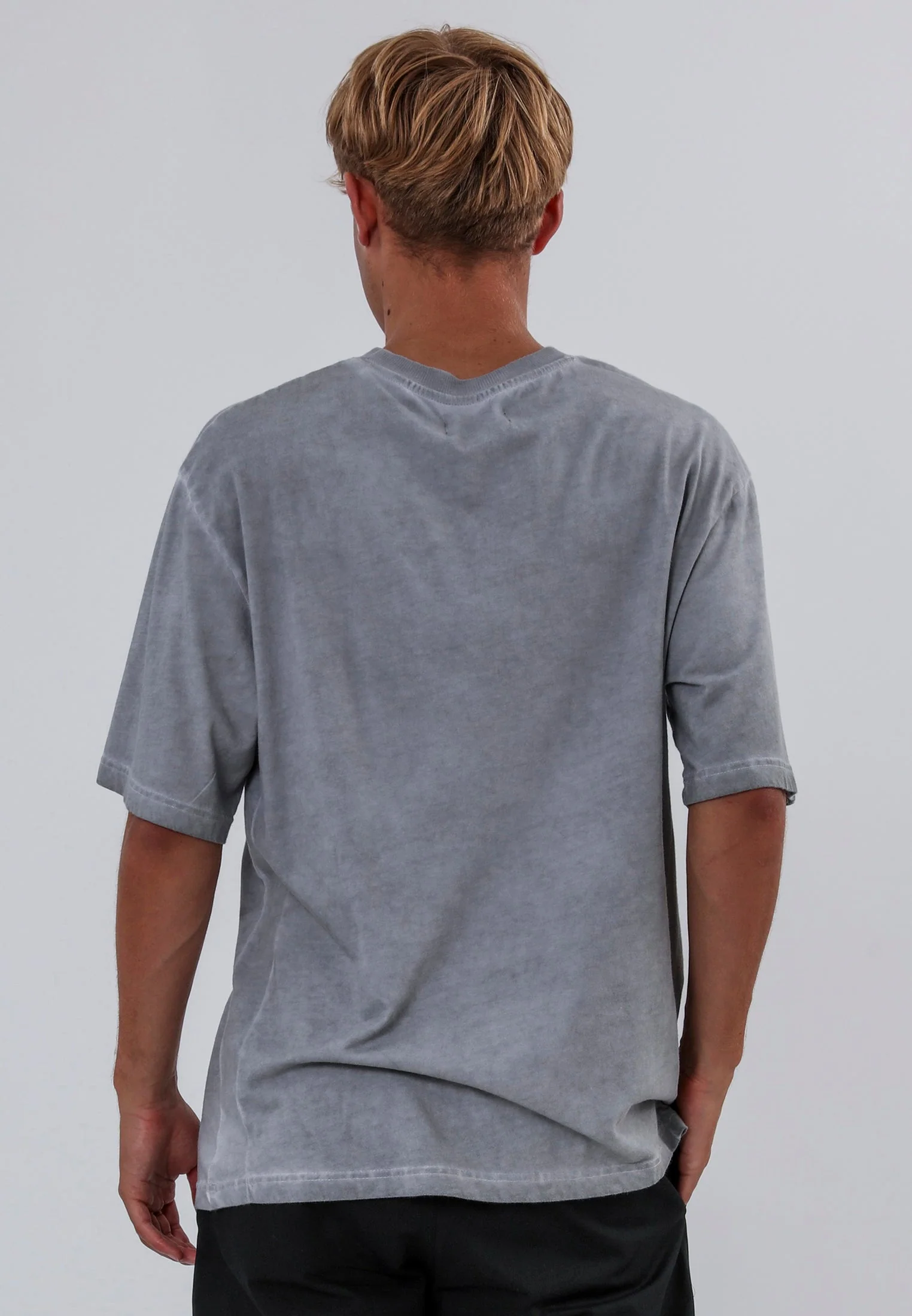 OIL WASH T-SHIRT WASHED GREY - Image 2