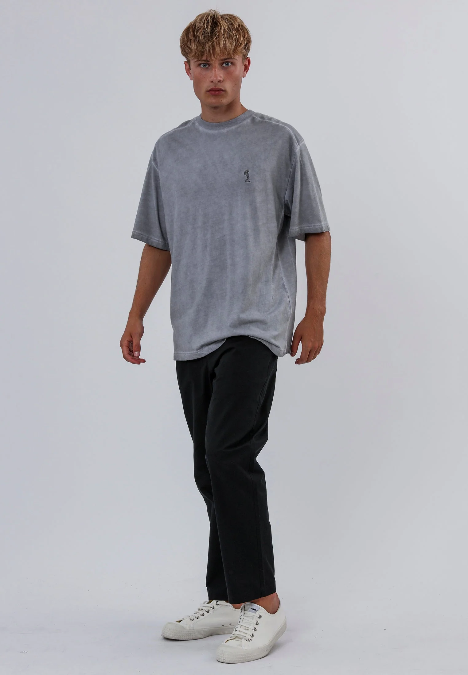 OIL WASH T-SHIRT WASHED GREY - Image 4