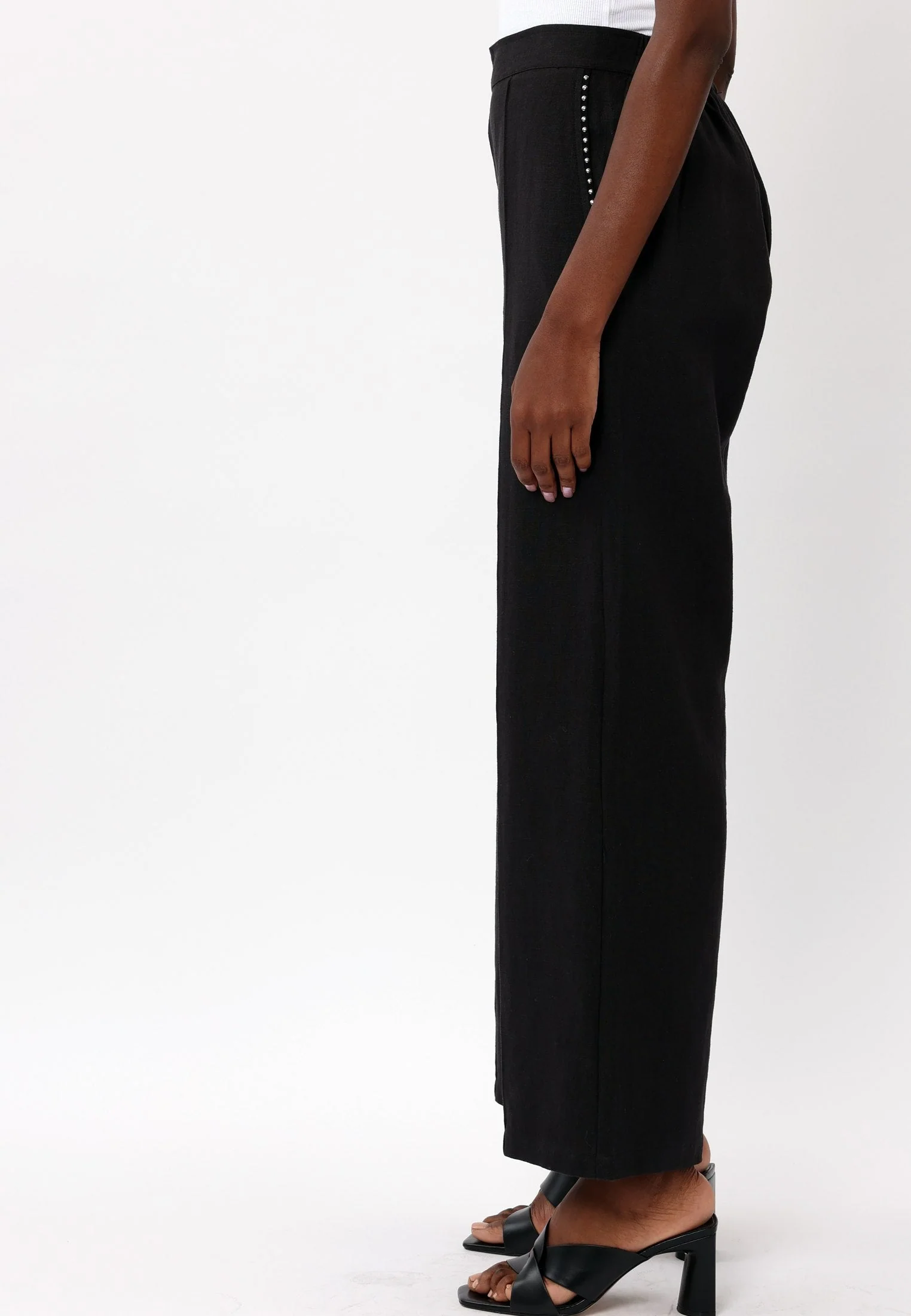 OUTLINE BLACK WIDE LEG TROUSERS - Image 4
