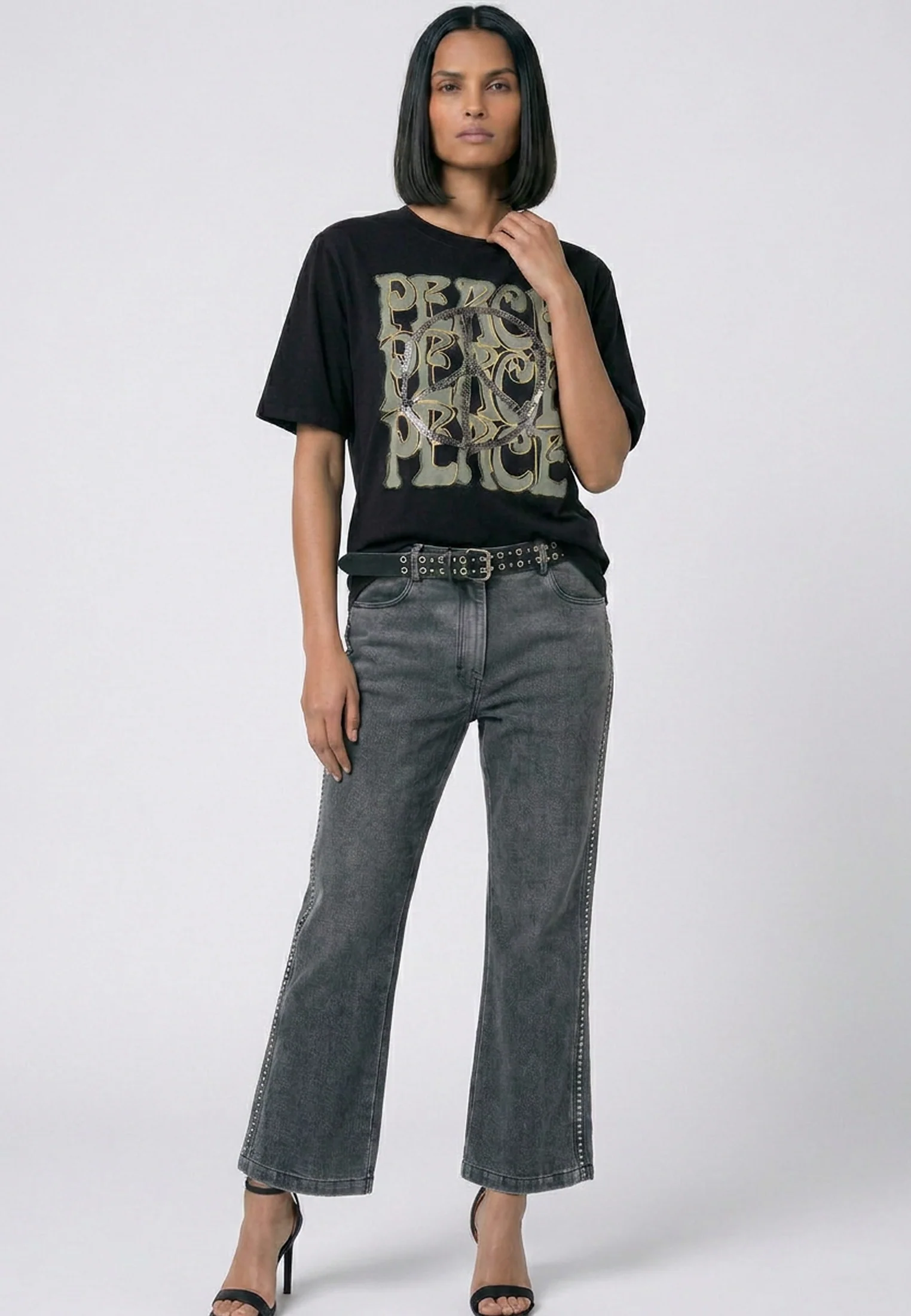 BLIGHTY TEE PEACE BLACK - Image 2