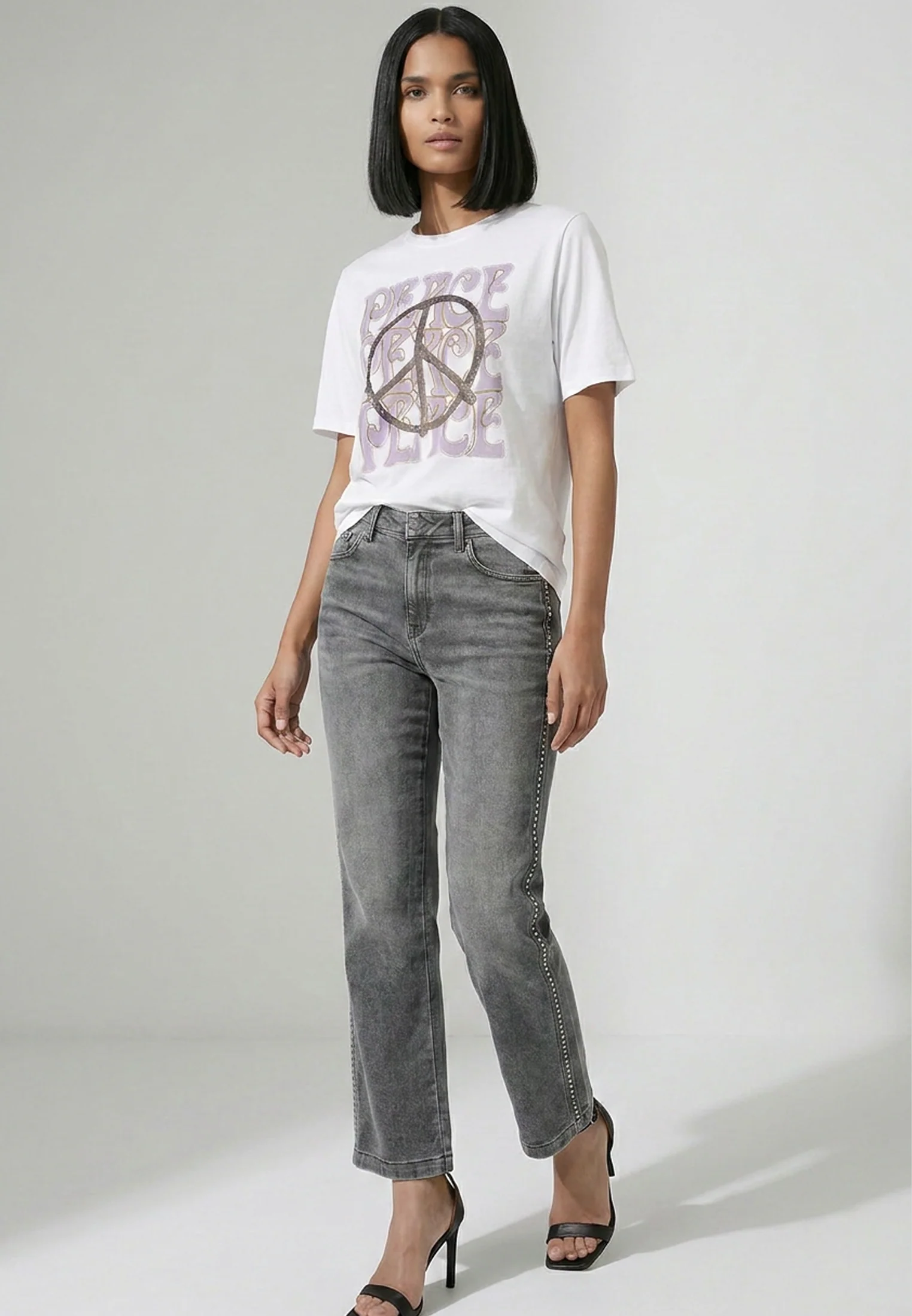 BLIGHTY TEE PEACE WHITE - Image 2