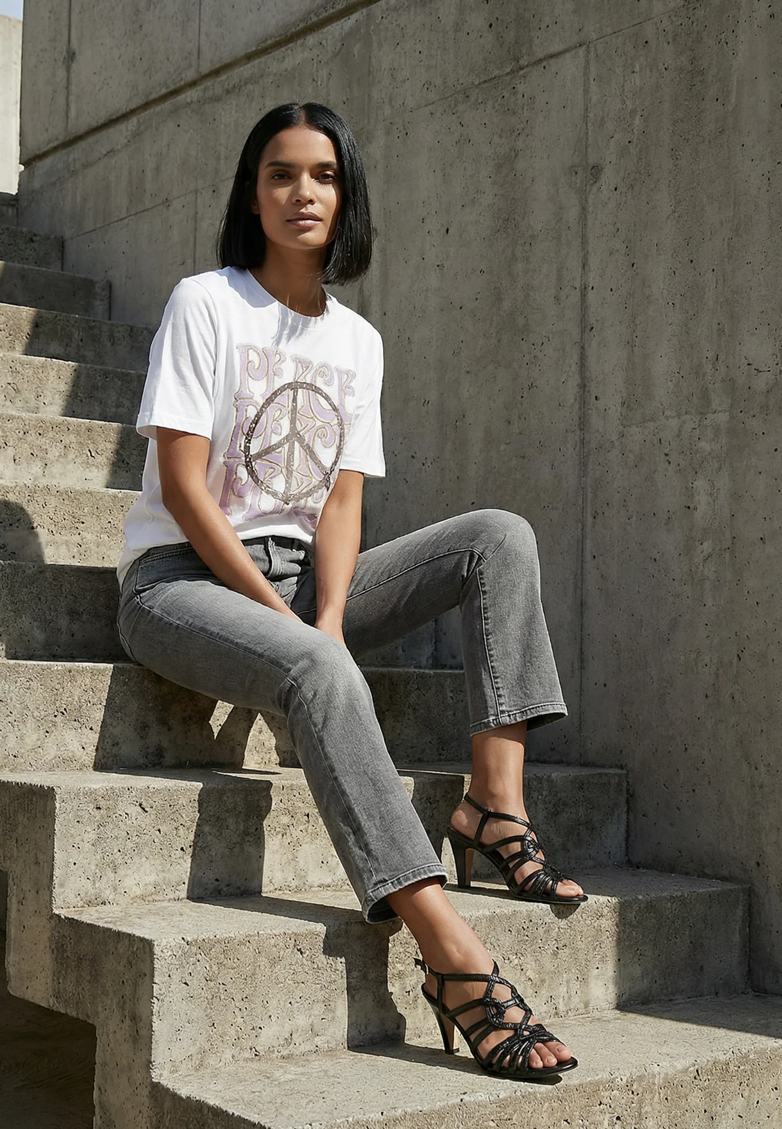 BLIGHTY TEE PEACE WHITE - Image 5