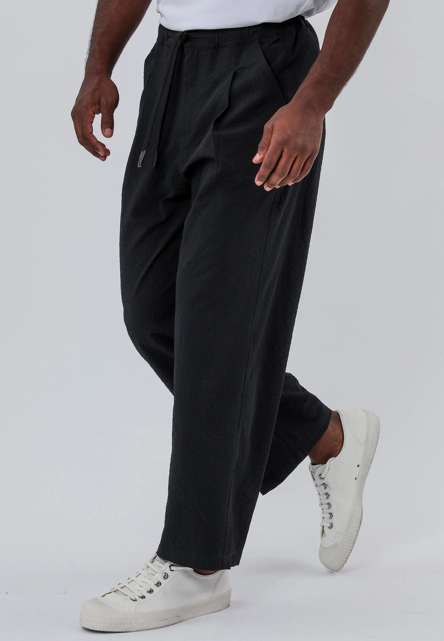 PLEATED ELASTICATED WAIST TROUSERS JET BLACK - Image 5