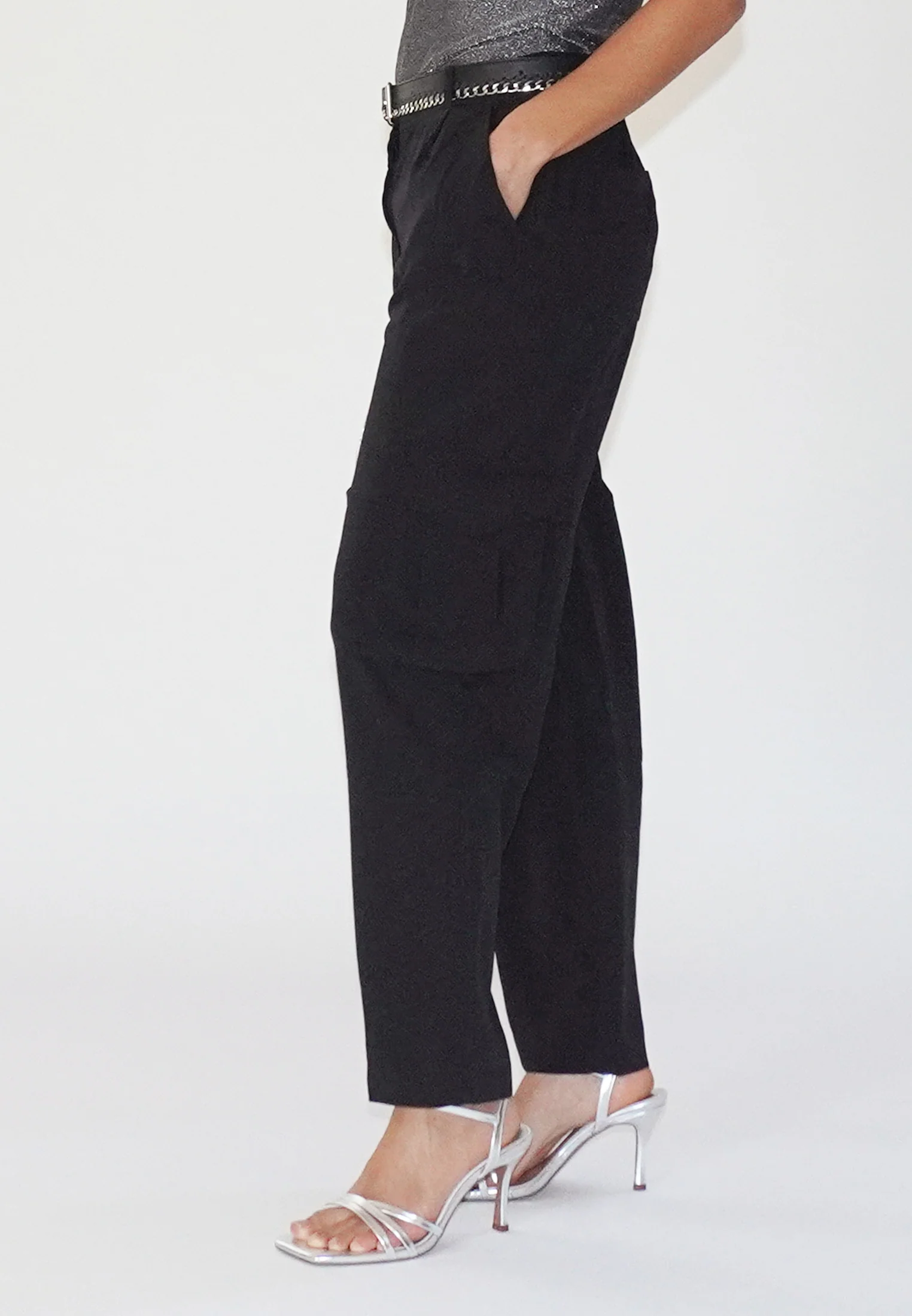 RAY BLACK CARGO TROUSERS - Image 7