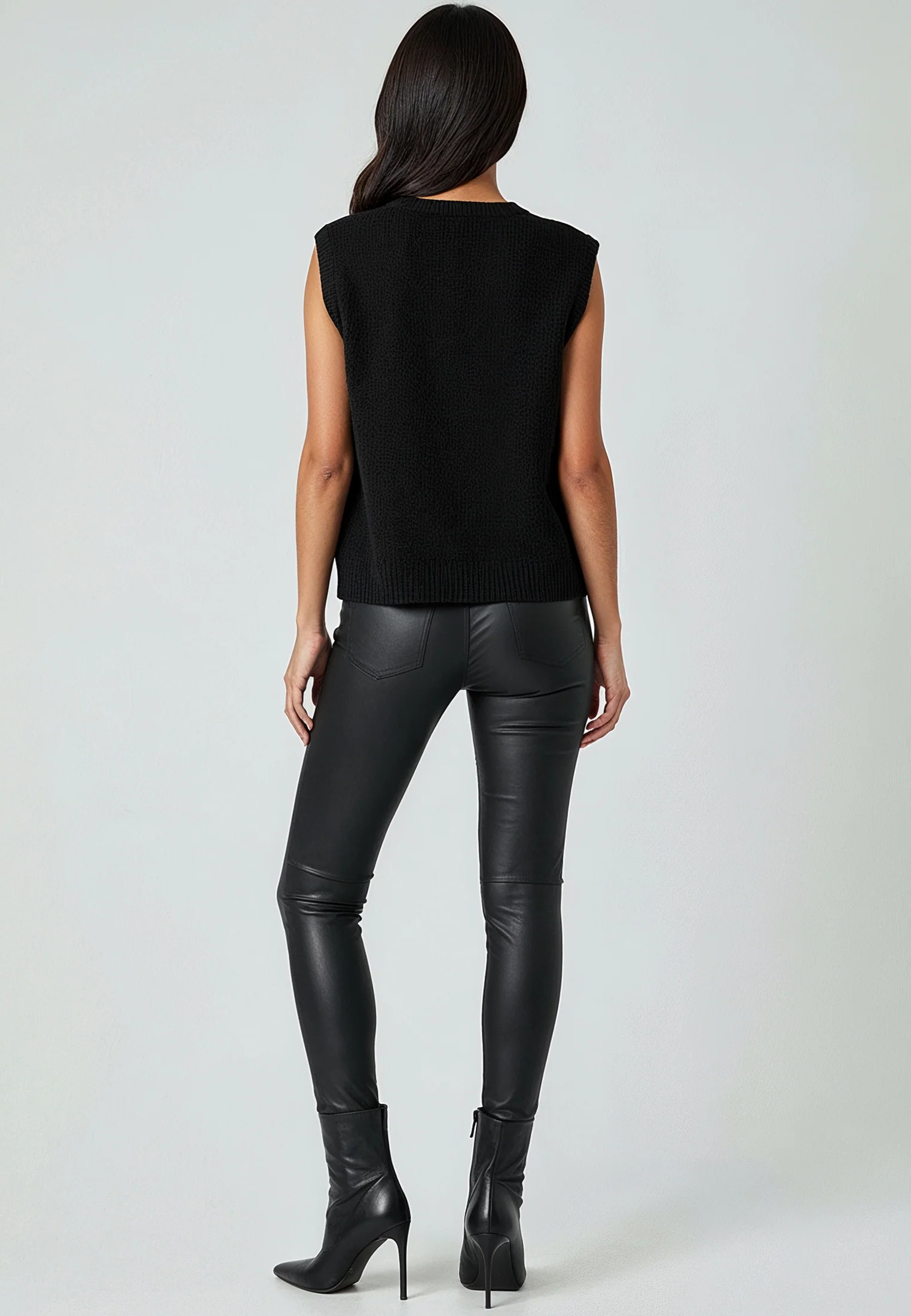 REBEL DREAMER SWEATER VEST BLACK - Image 3