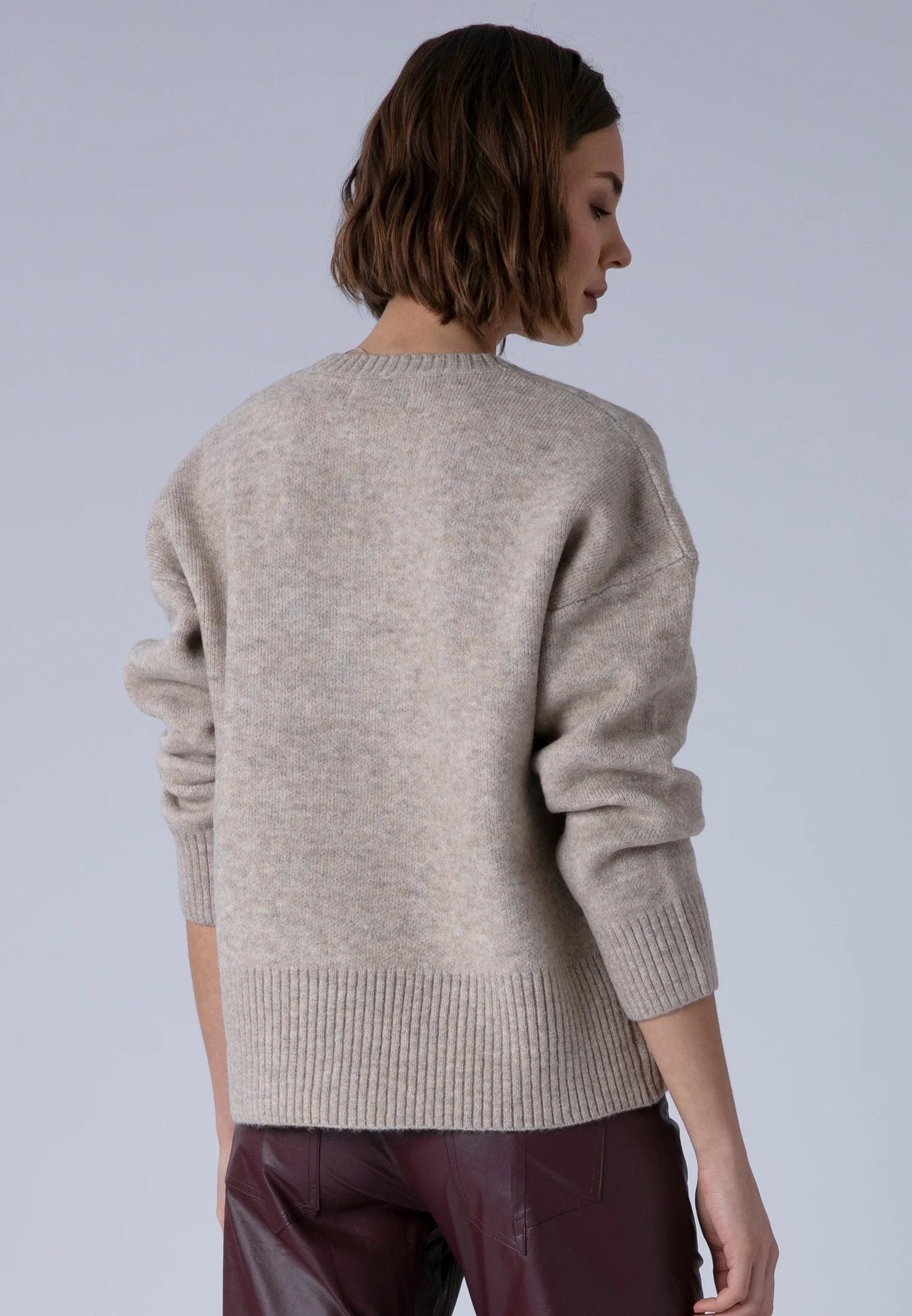REBEL FOREVER JUMPER OATMEAL & BLACK - Image 4