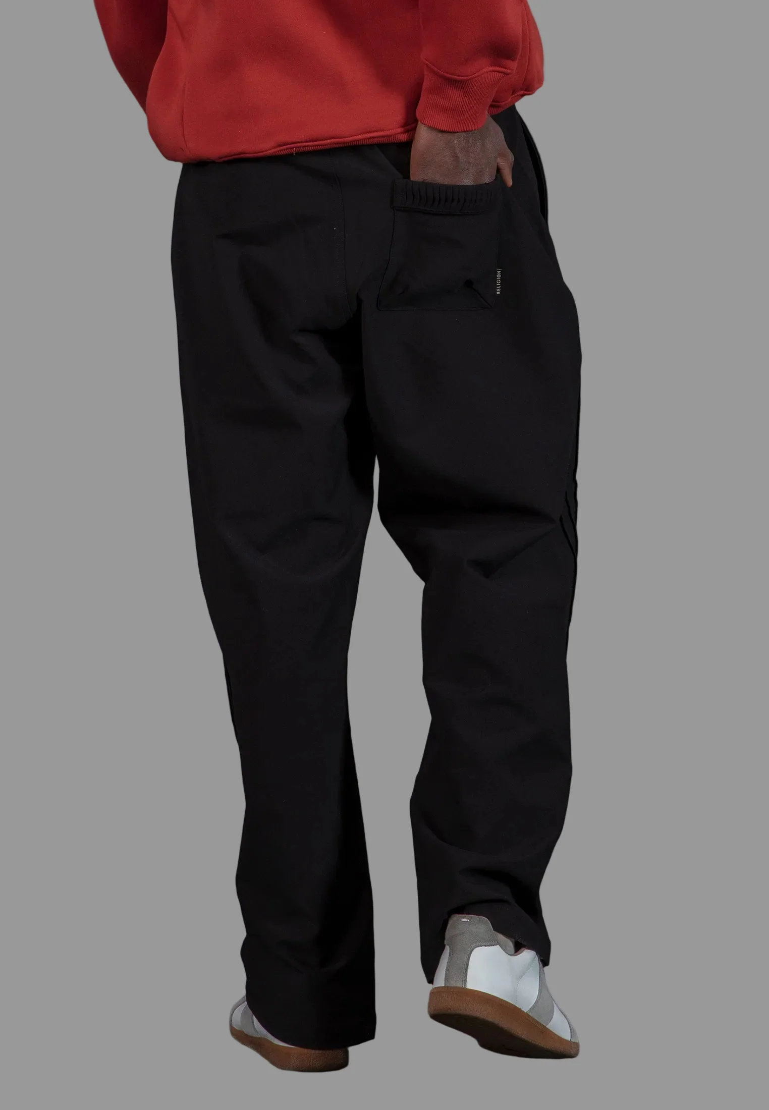 RELAXED THREAD PANTS BLACK - Image 5