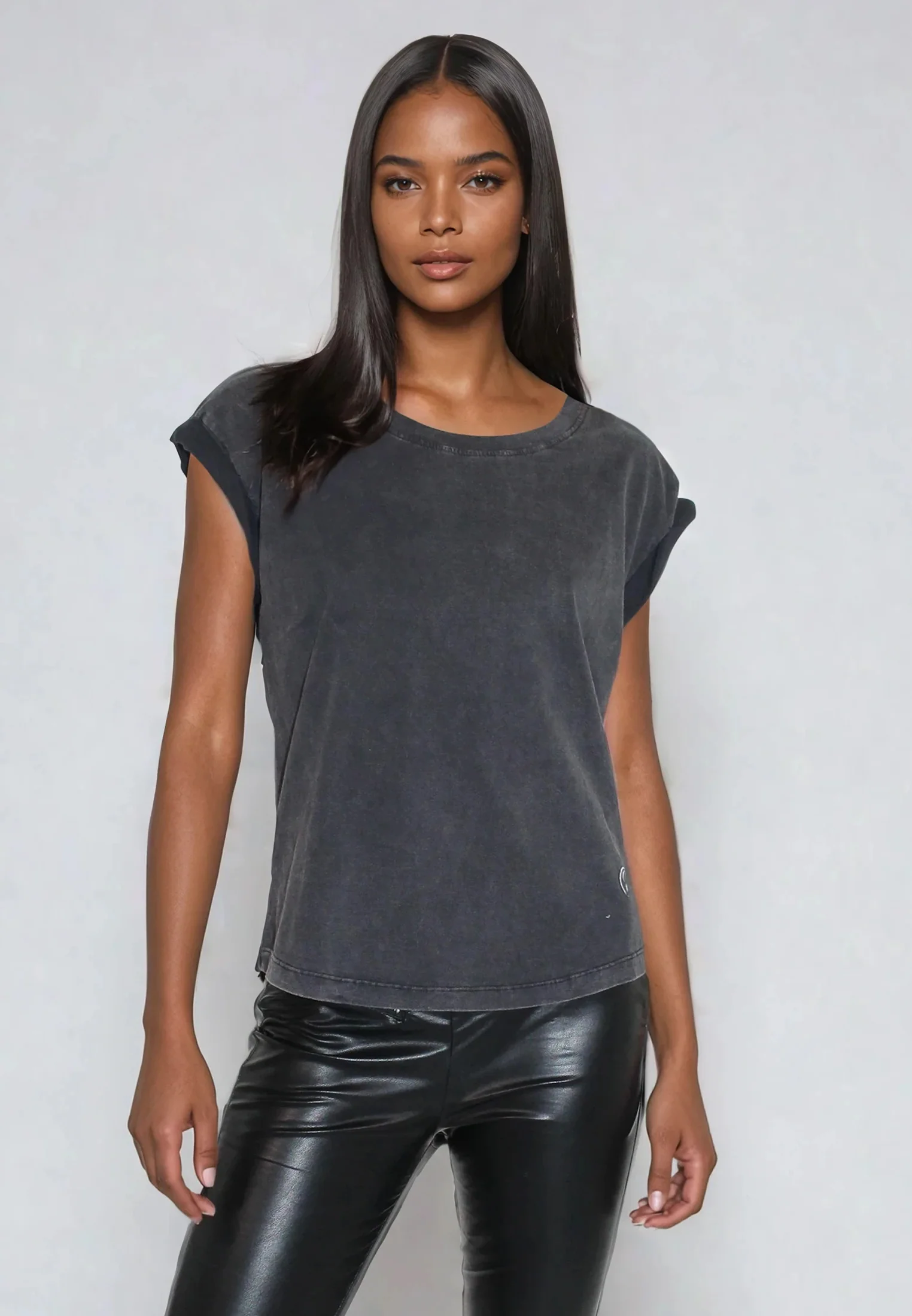 ROLLED CAP SLEEVE VINTAGE BLACK - Image 2