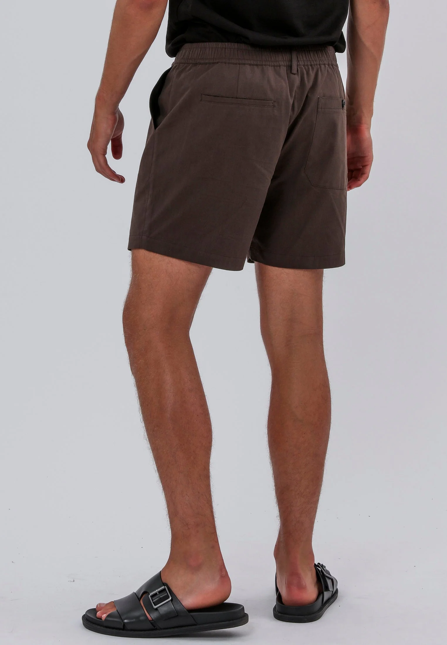 SAINT-TROPEZ ELASTICATED HOLIDAY SHORTS CHOCOLATE - Image 3